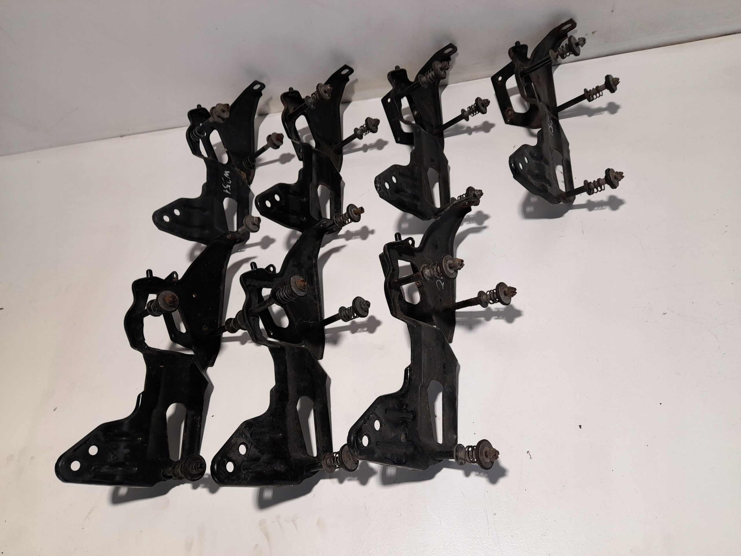 bracket KOMPRESORA springing AIRMATIC SPREZARKI MERCEDES W251