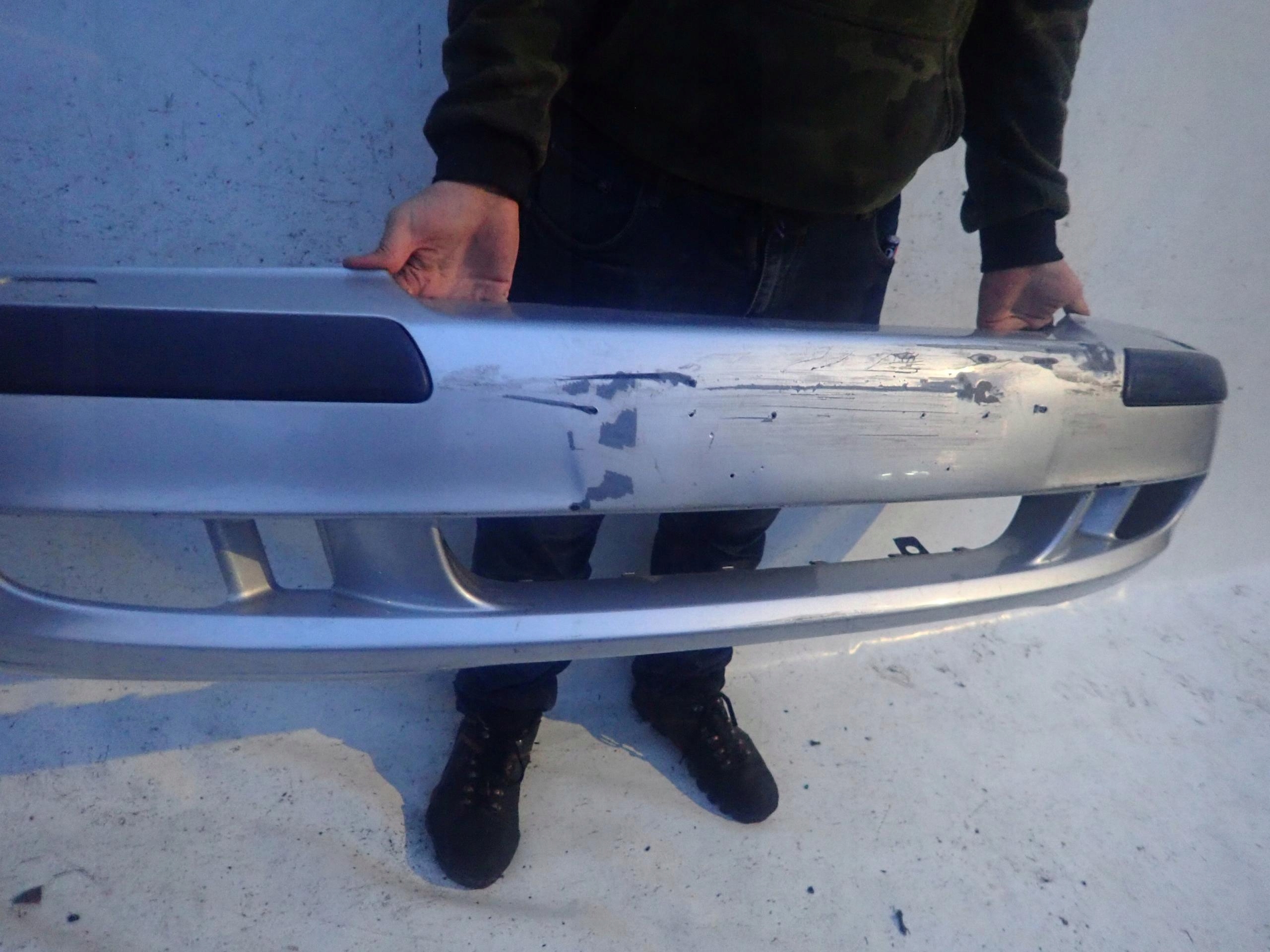 VOLVO V40 S40 LIFT 00-04 bumper front SPRSKI