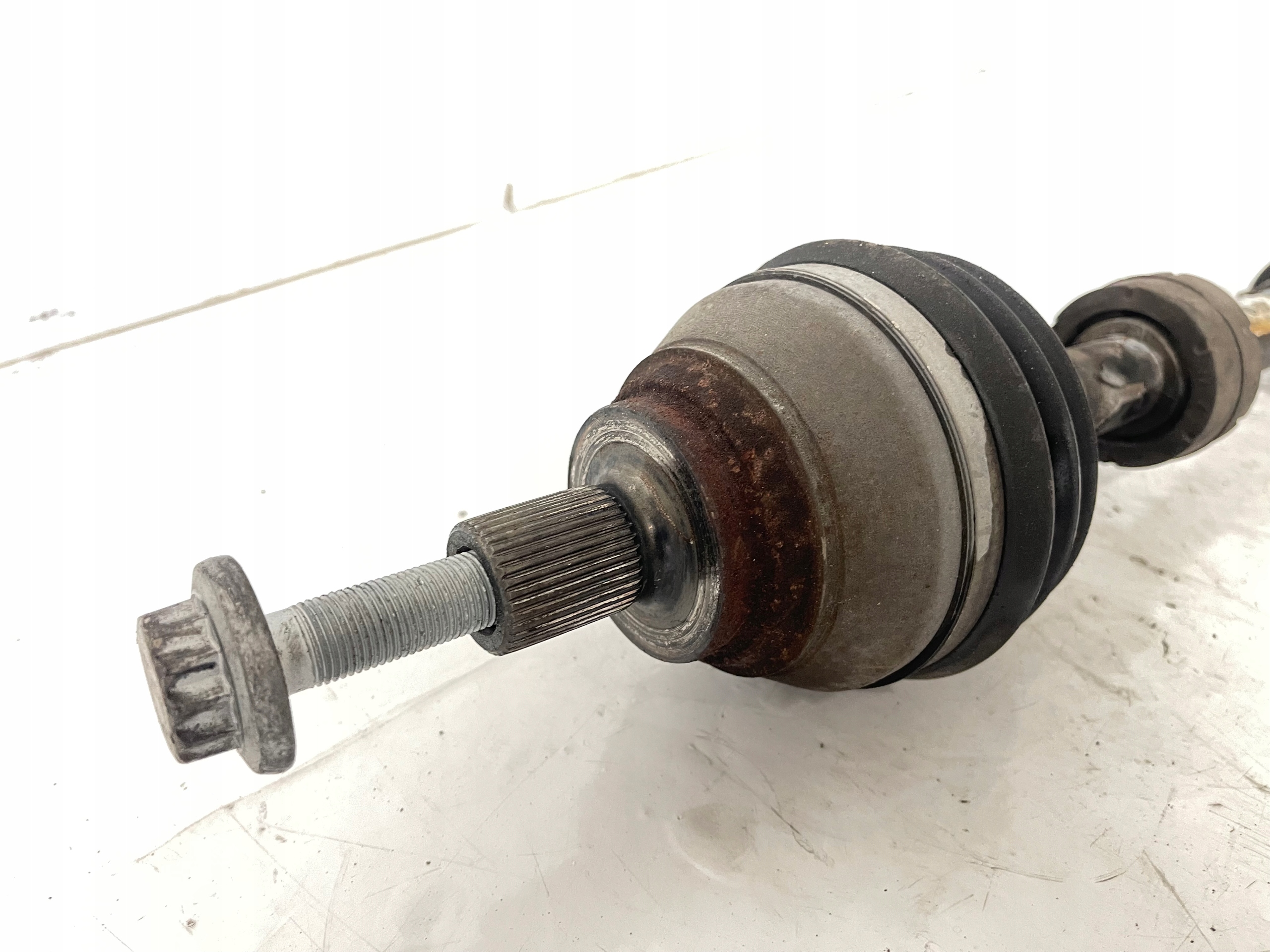 VW PASSAT B8 2.0TDI semi-axis AUTOMAT semi-axis left 3Q0407271AM