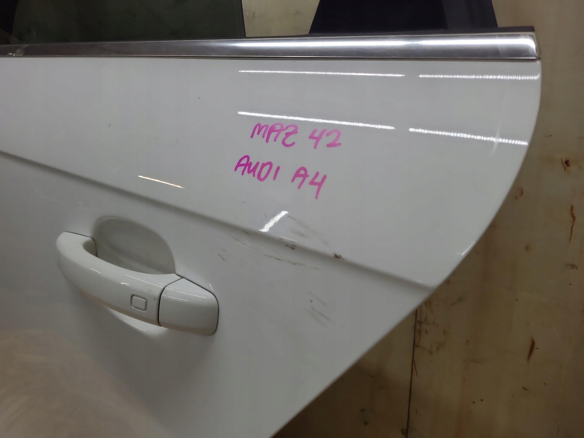 door rear part left side Audi A4 B8 2011