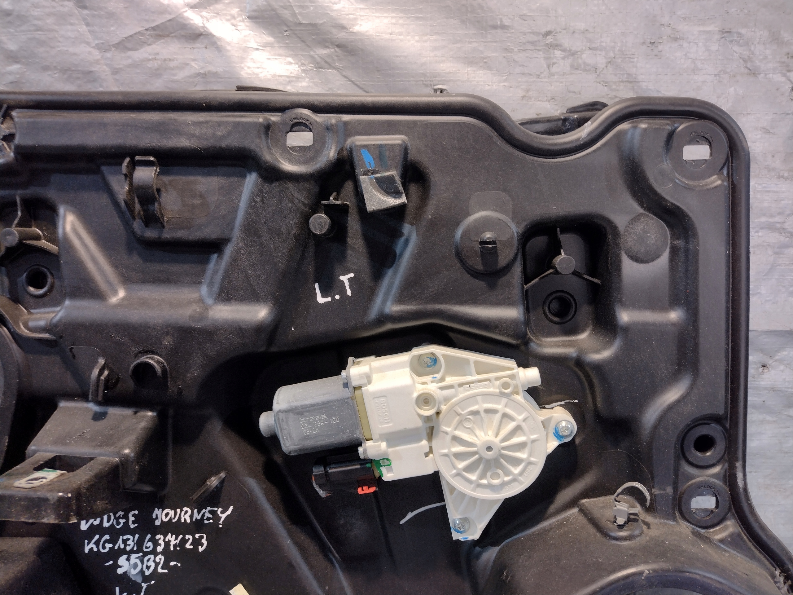window regulator left rear part Dodge Journey 963212-105