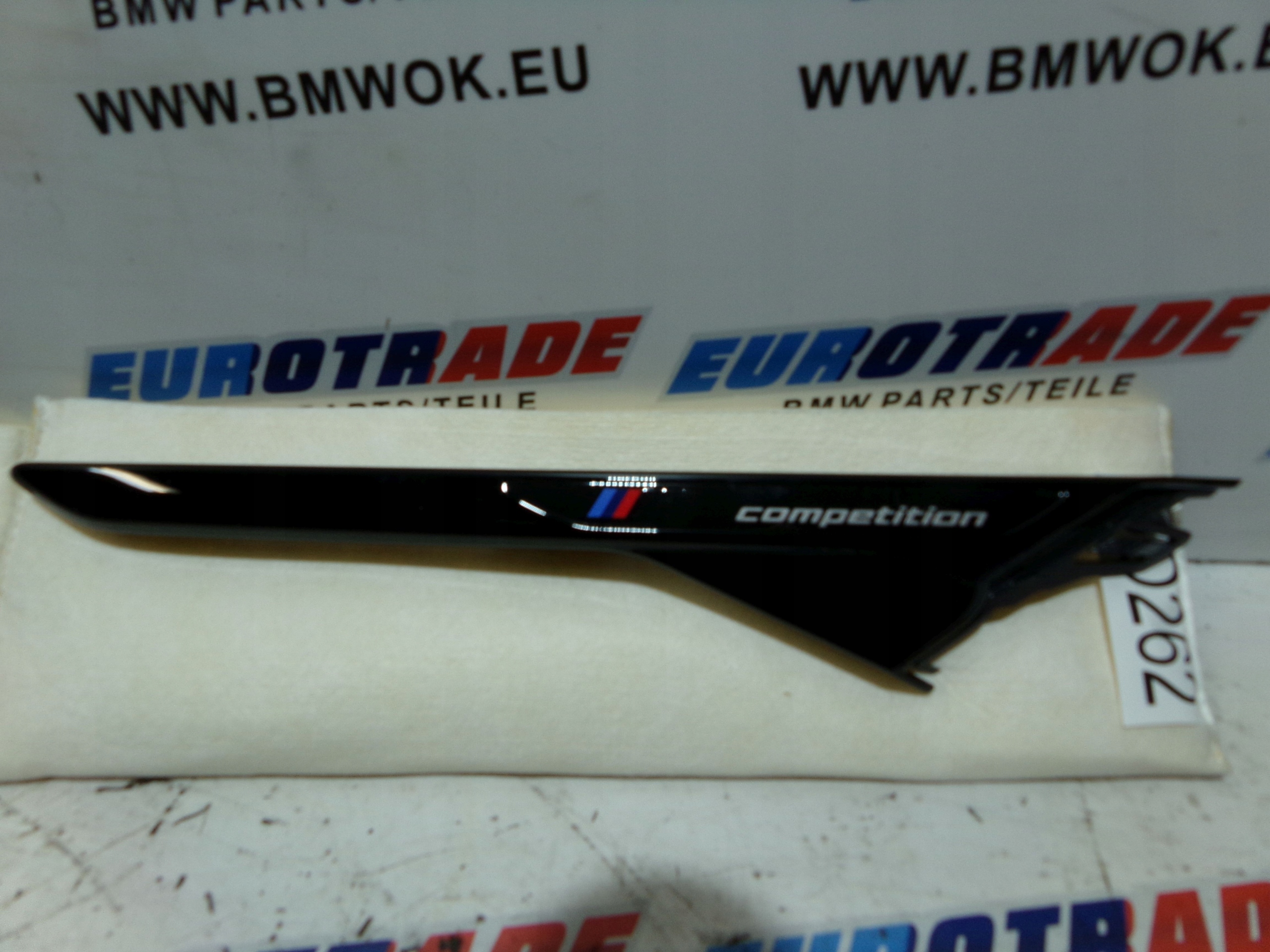 BMW F90 M5 COMPETITION KRATKA OZDOBNA OSŁONA BŁOTNIKA PRAWA