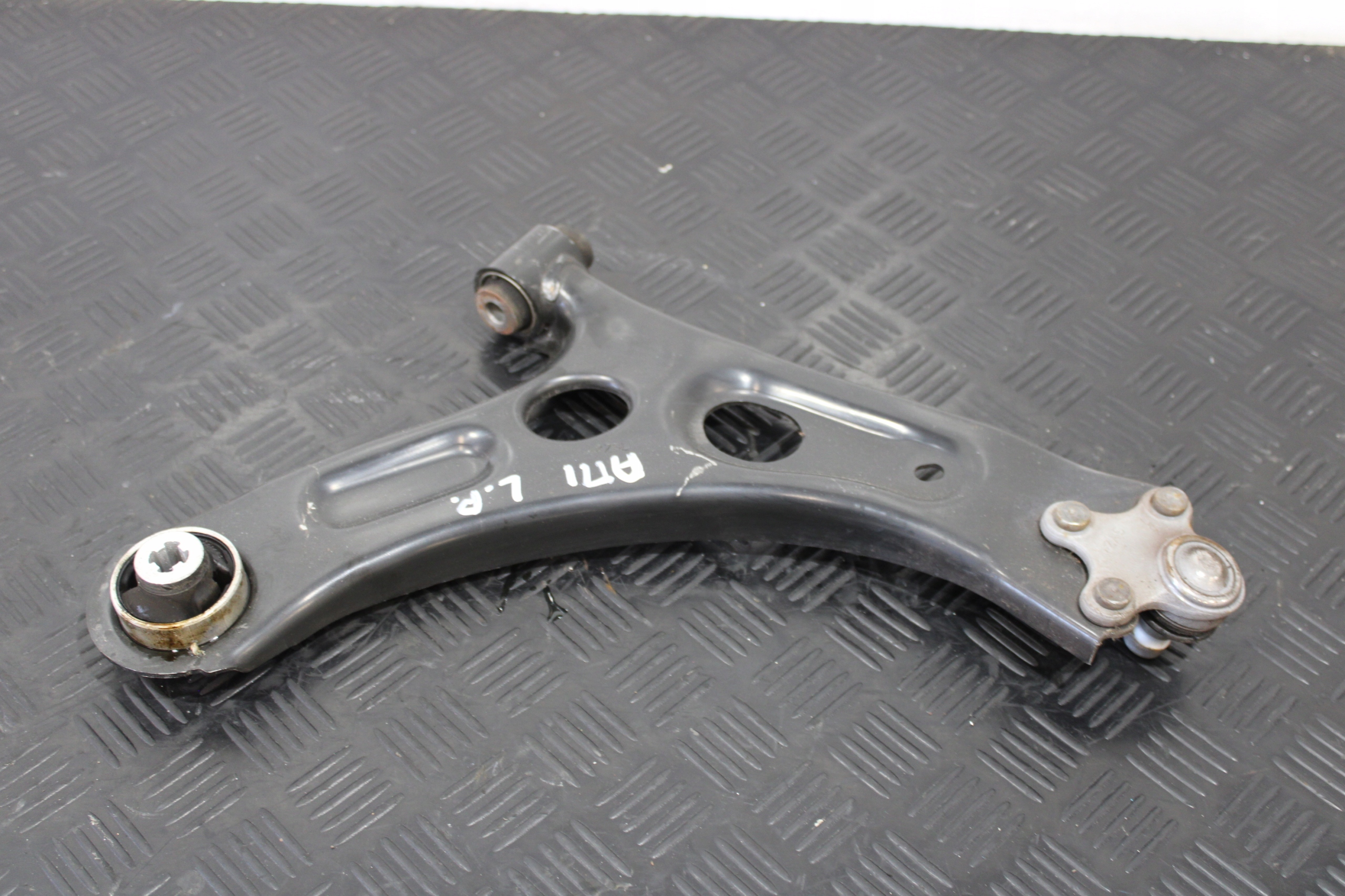 arm left front CITROEN AMI