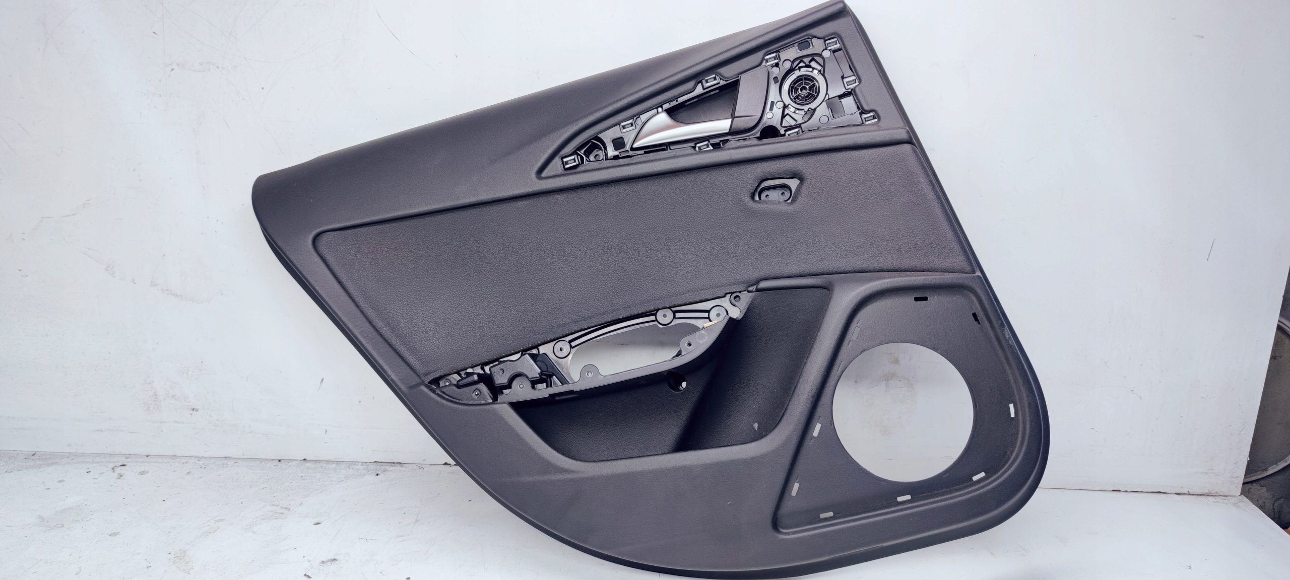 Seite Tür L T AUDI A6 C7 4G0867305 Leder *37*