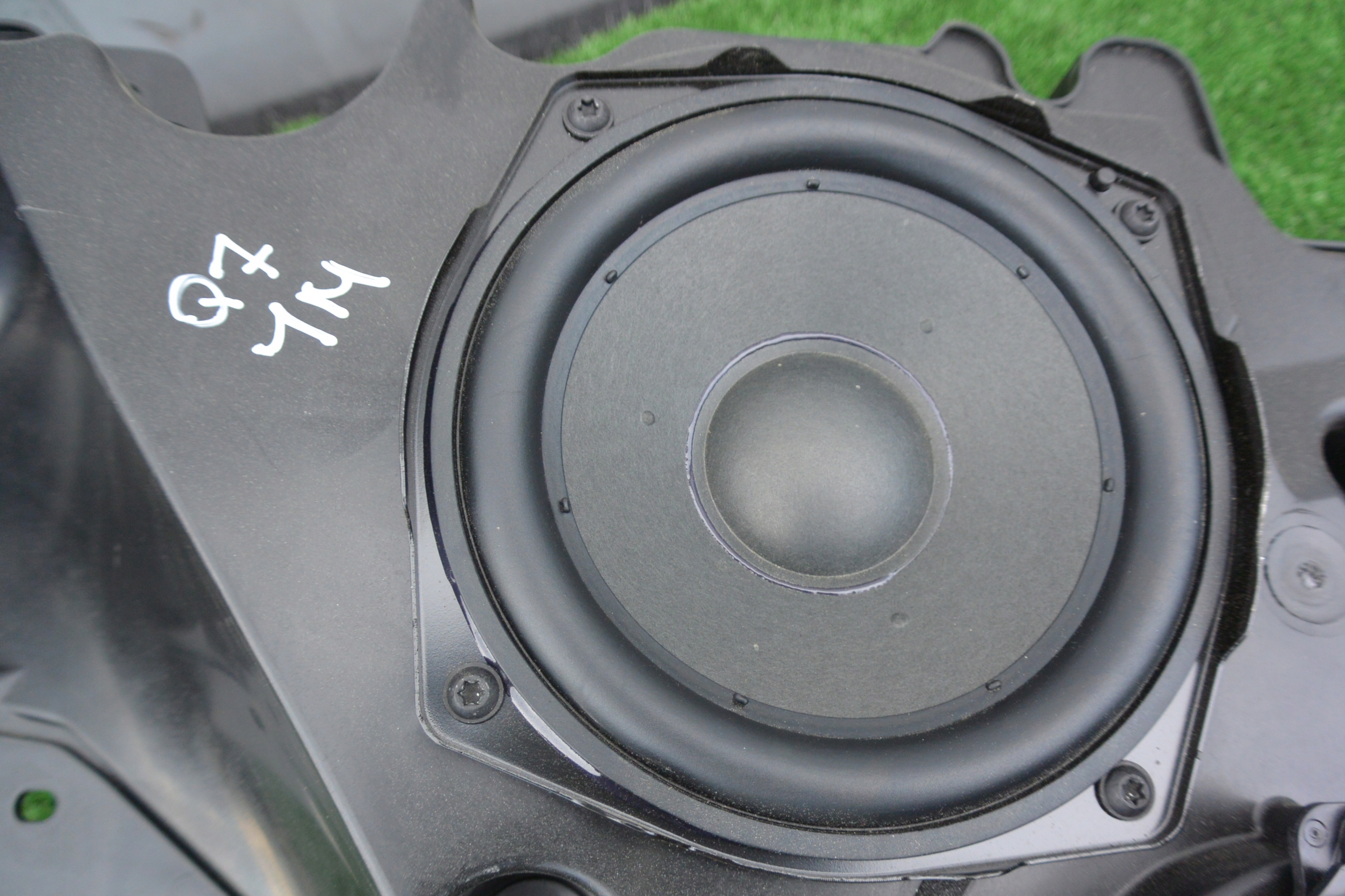 speaker door left right front AUDI Q8 SQ8 4M8