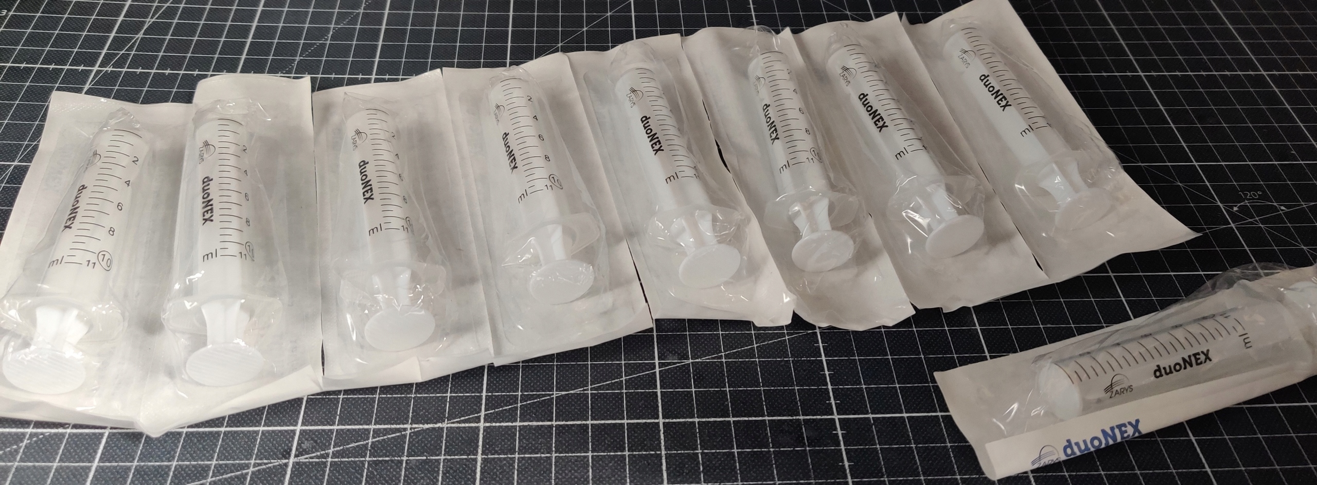 

Zestaw 10 Strzykawka 2-częściowa 10ml podziałka