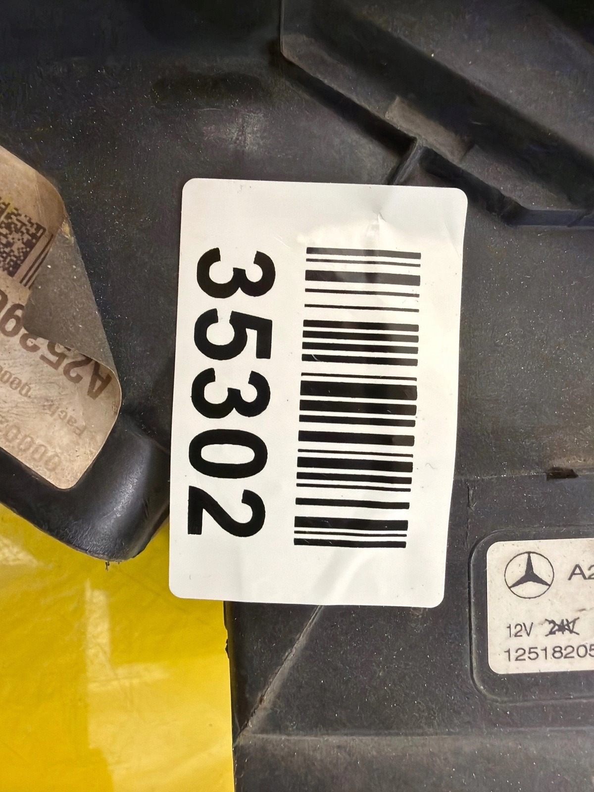 light left Mercedes GLC W253 Full Led A2539065701