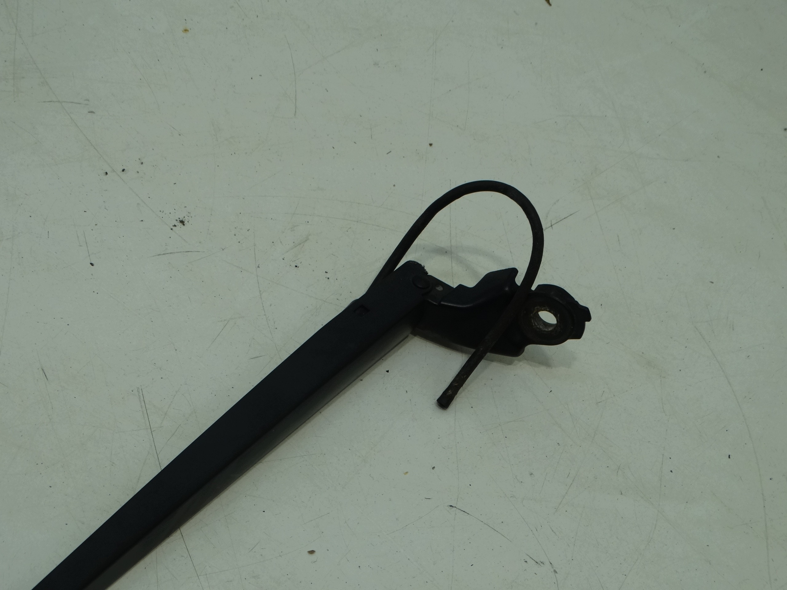 wiper arms front CITROEN C4 CACTUS 2016R.