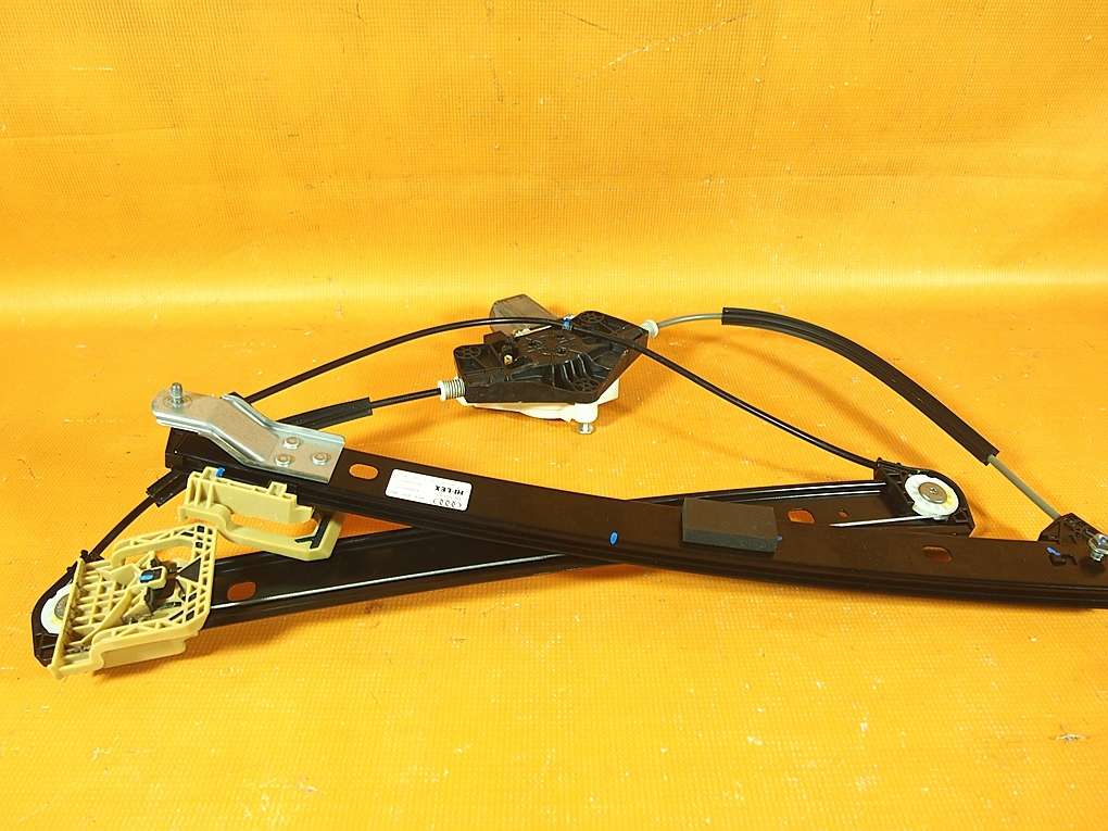 Audi E-Tron 55 4KE 25KM Prowadnica Szyby Przód PRAWA 4ke837462 / 4k0959802