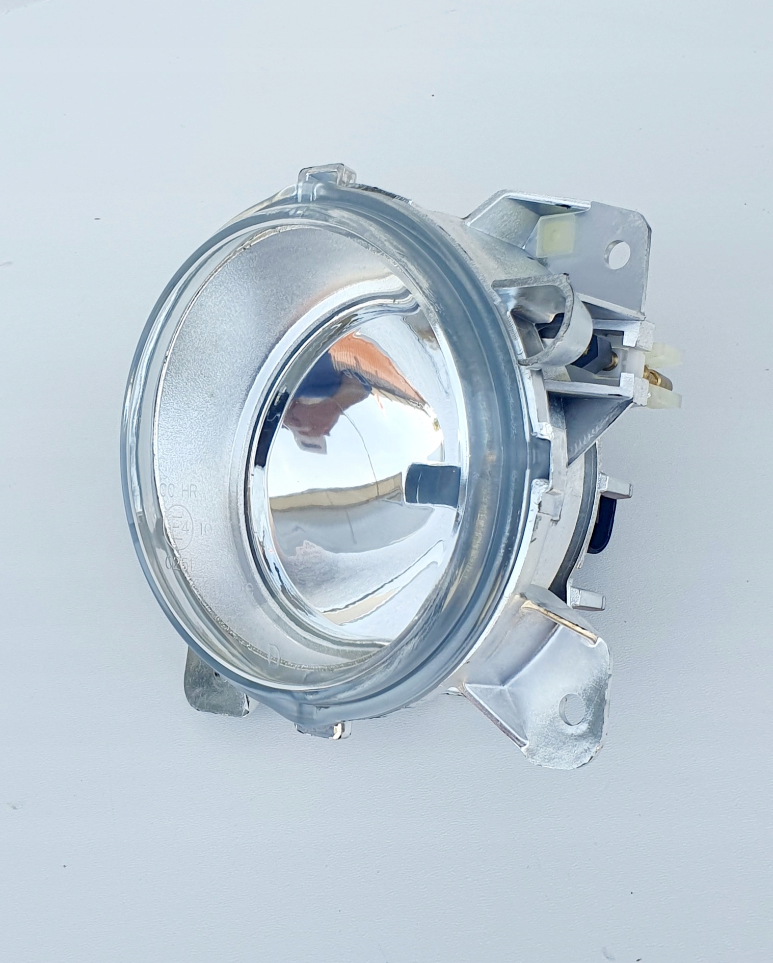 1446354; 1852570 - ГАЛОГЕН SCANIA R НИЖНИЙ ВНУТР. ДАЛЬНИЙ ПРАВЫЙ