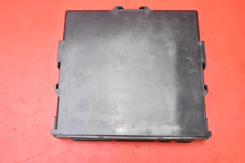 control unit module START/STOP 89261-0W030 TOYOTA YARIS 4 IV GR 1.6 T 261 KM