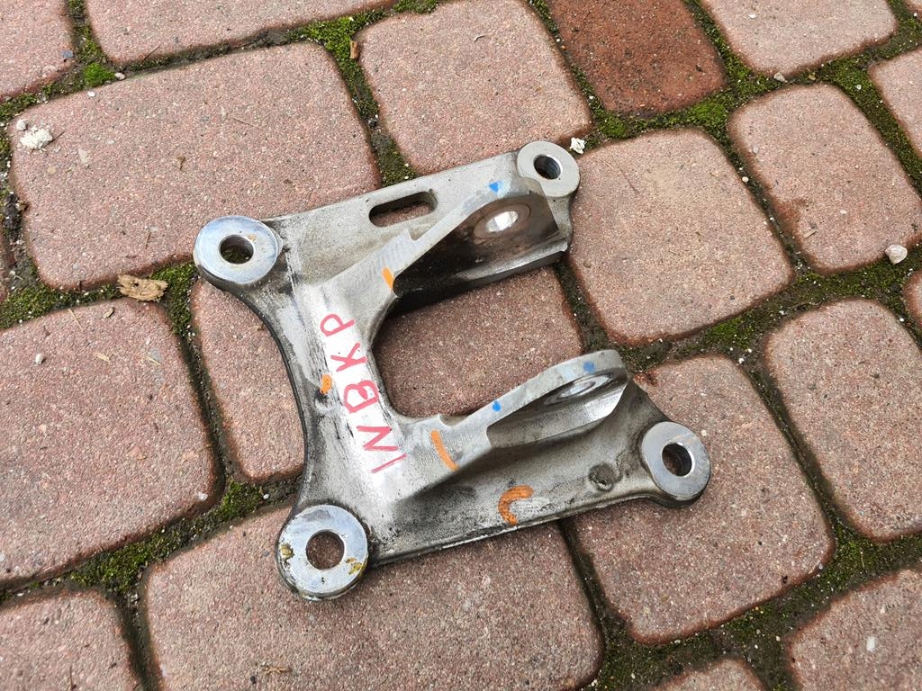 Uchyt Halter Querlenker heck hinten Opel Insignia B