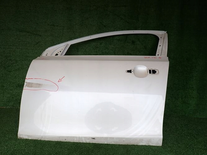 VOLVO V40 12- door left front front
