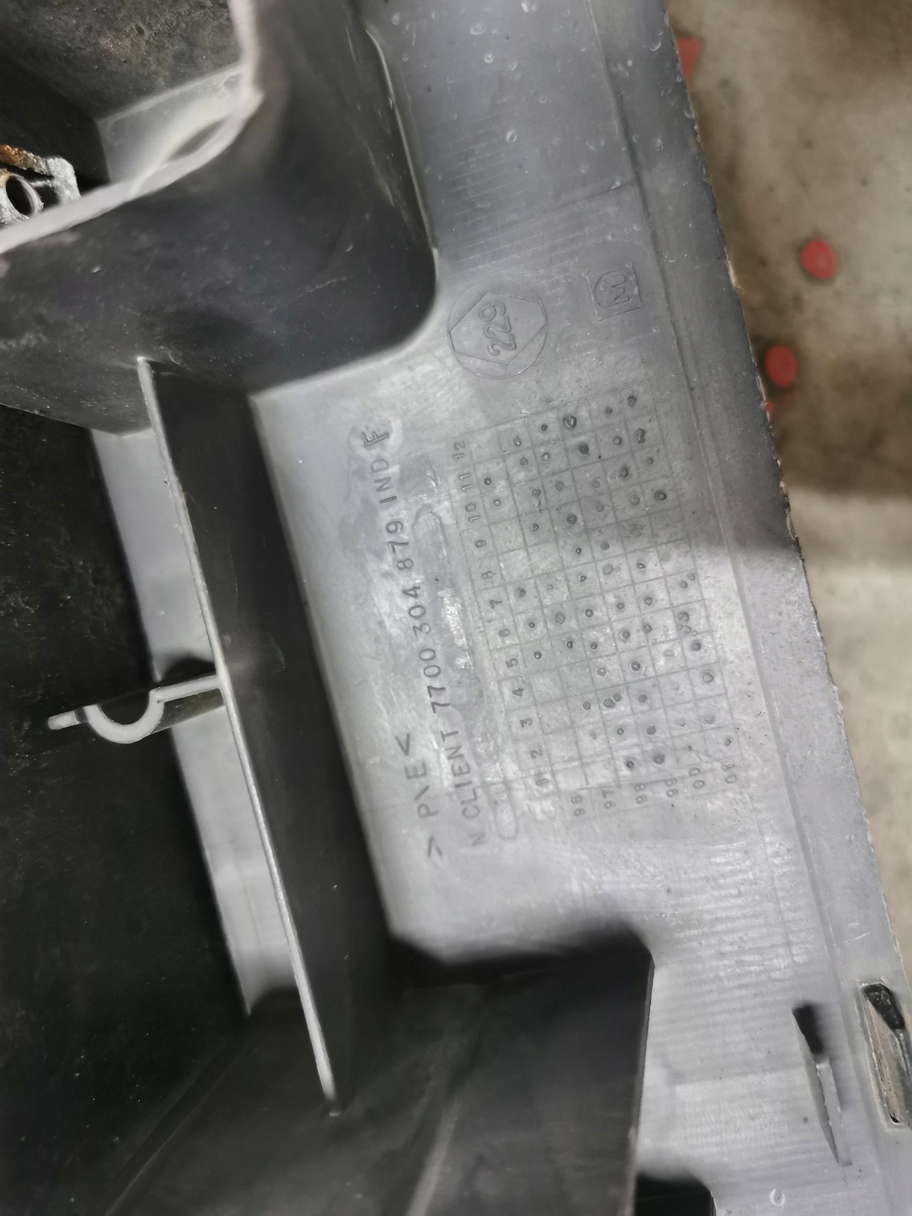 bumper rear complete RENAULT KANGOO and 7700304879 97-08