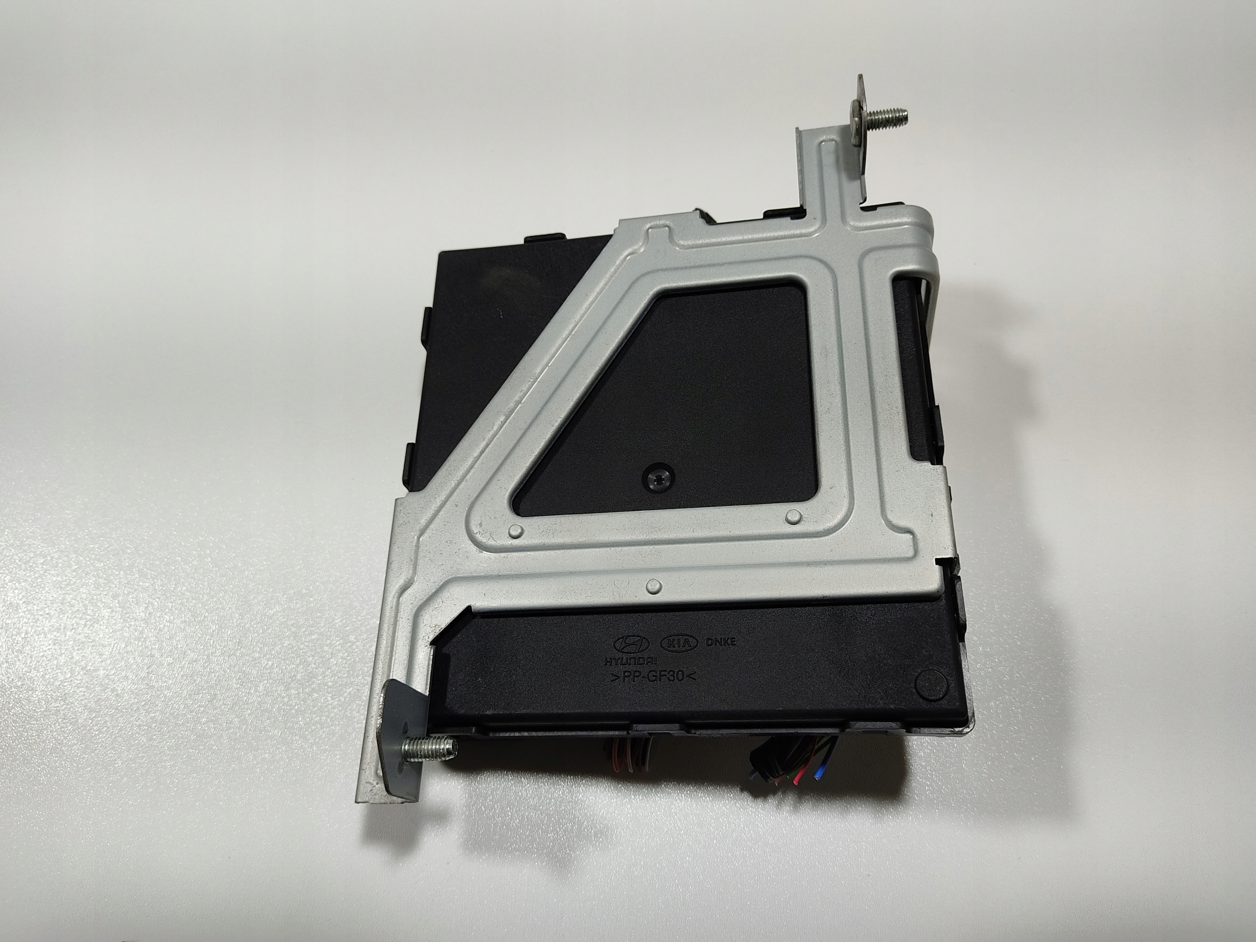 module control unit UNIT ASSY KIA CEED III 95400-J7170 2018-2023