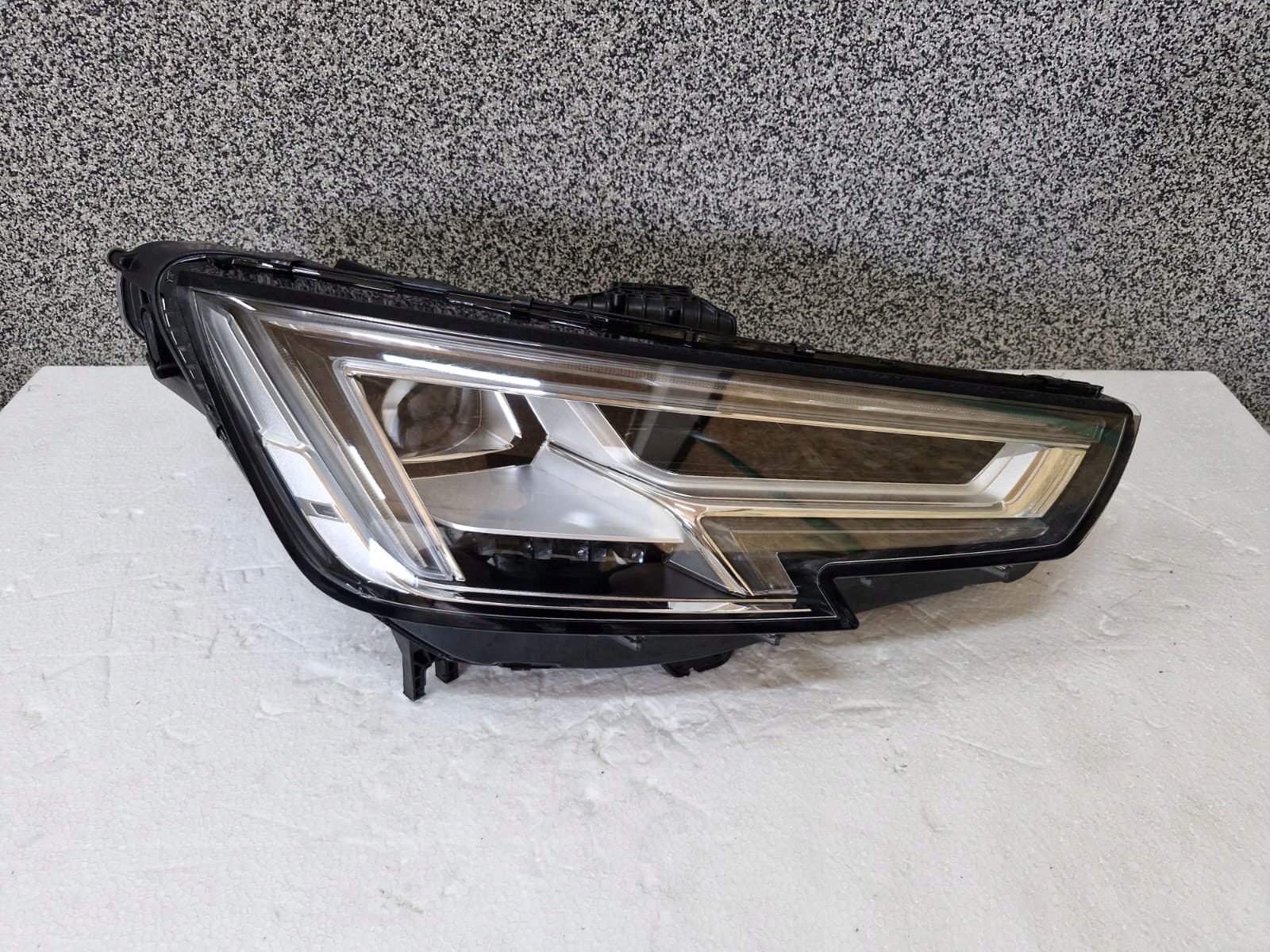 light right A4 8W FULL USA