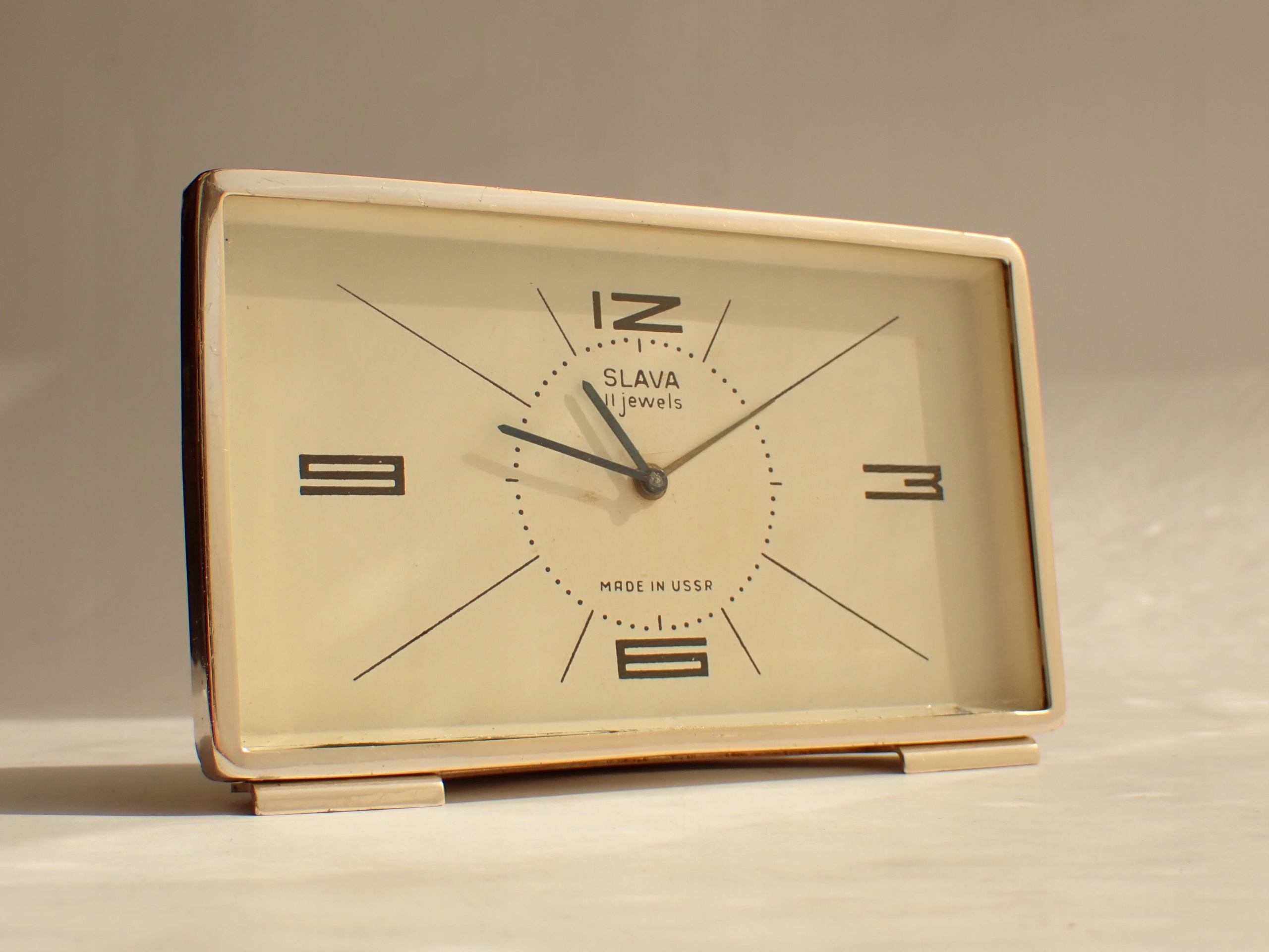 Sprawny Budzik Zegar Slava 11 Jewels
