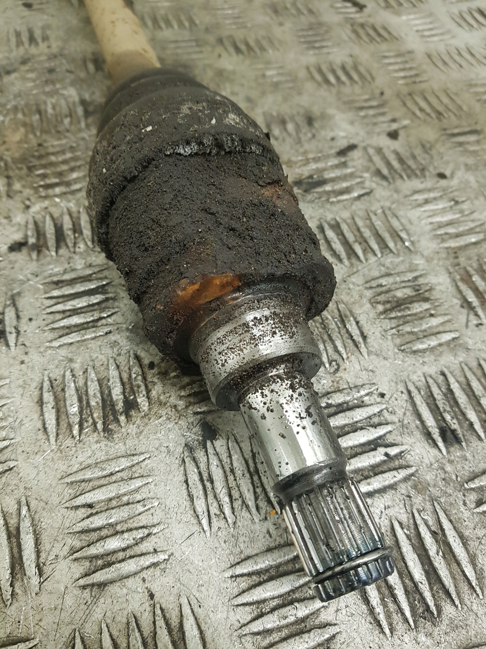 semi-axis semi-axis right rear TOYOTA RAV4 3 RAV-4 2011 2012 2.2 DIESEL