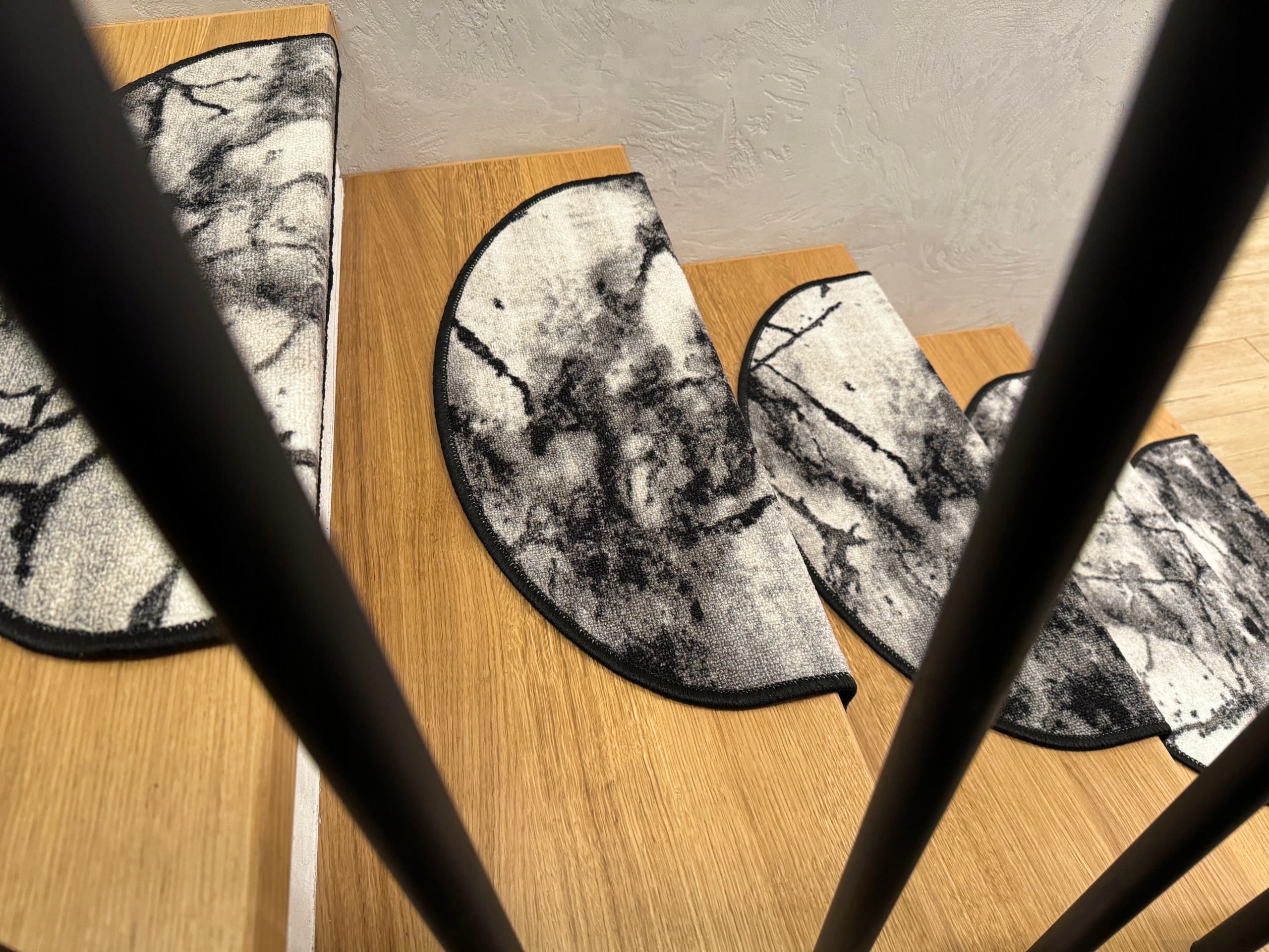 NAKŁADKI DYWANIKI NA SCHODY ŻEL 64x24x3cm MARMUR Kolor czarny odcienie szarości inny