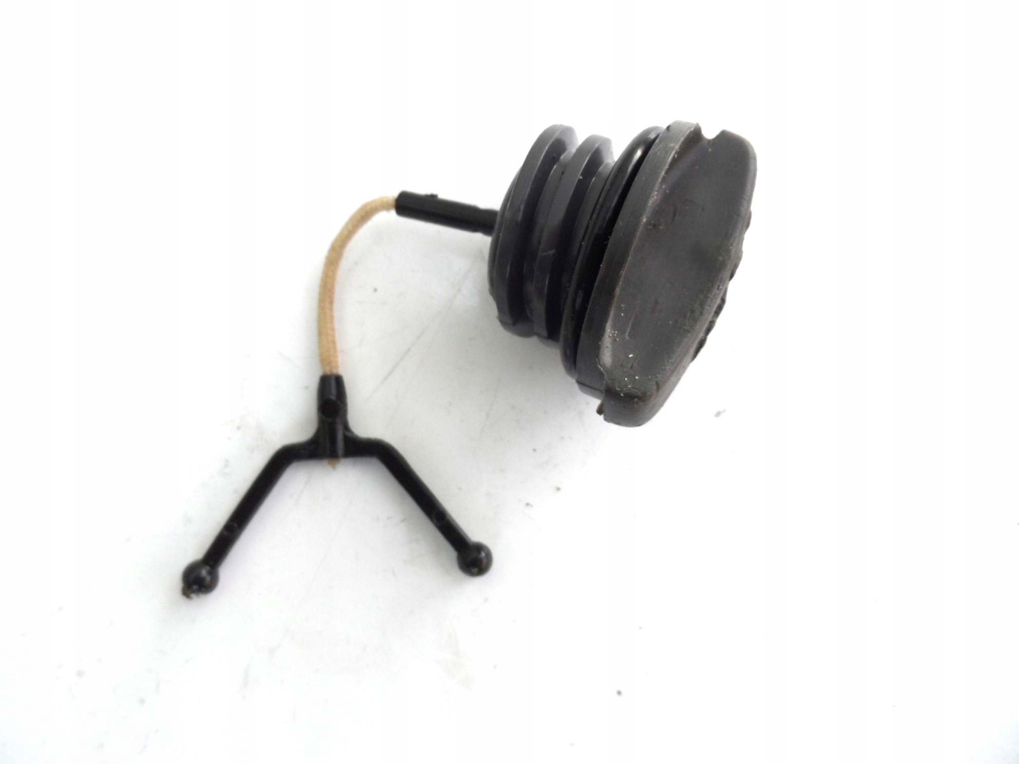 KOREK PALIWA OLEJU HUSQVARNA 236 240