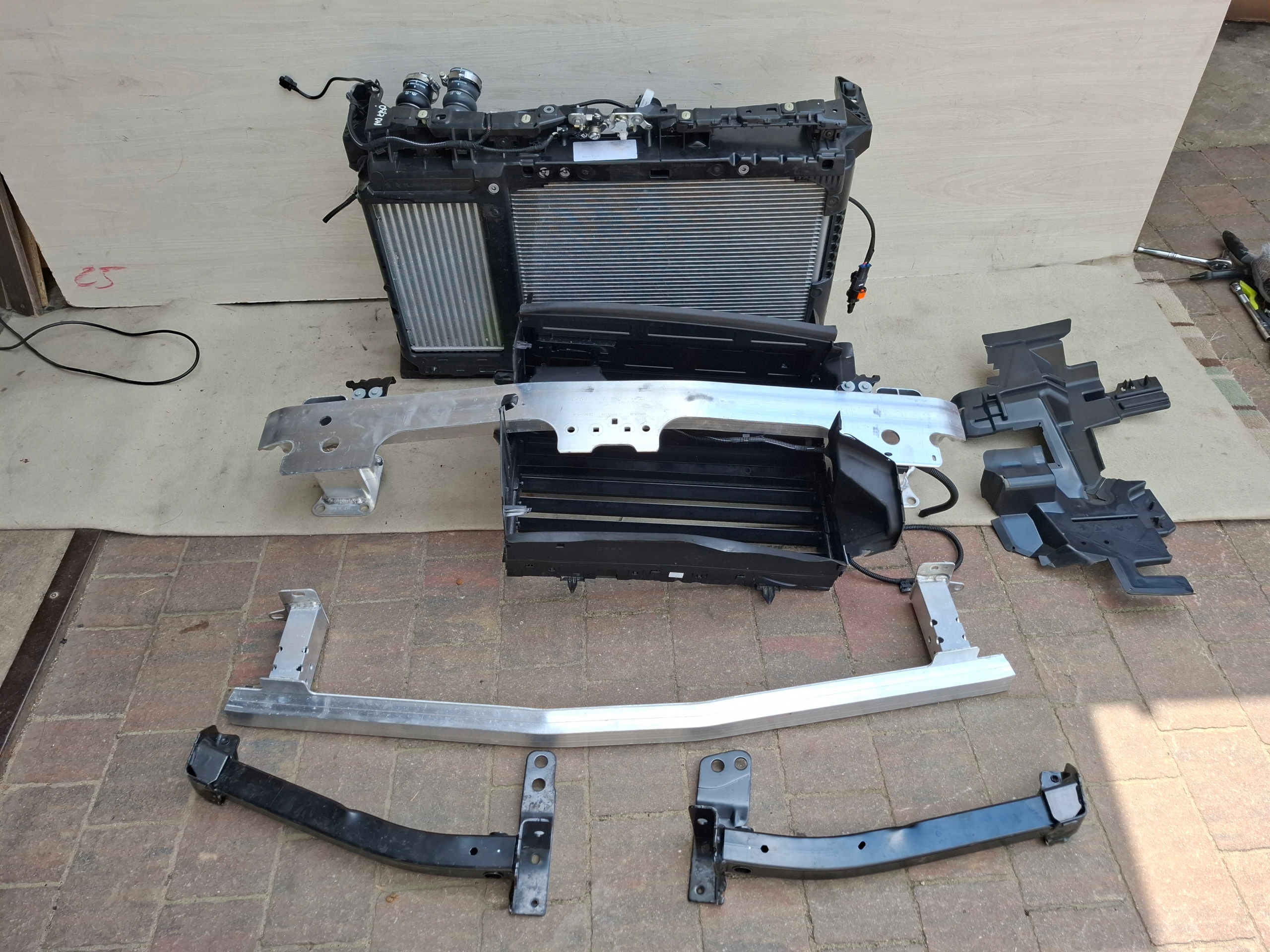 OPEL MOKKA B 1.2 THP support panel for radiators front complete radiator siders new 25r