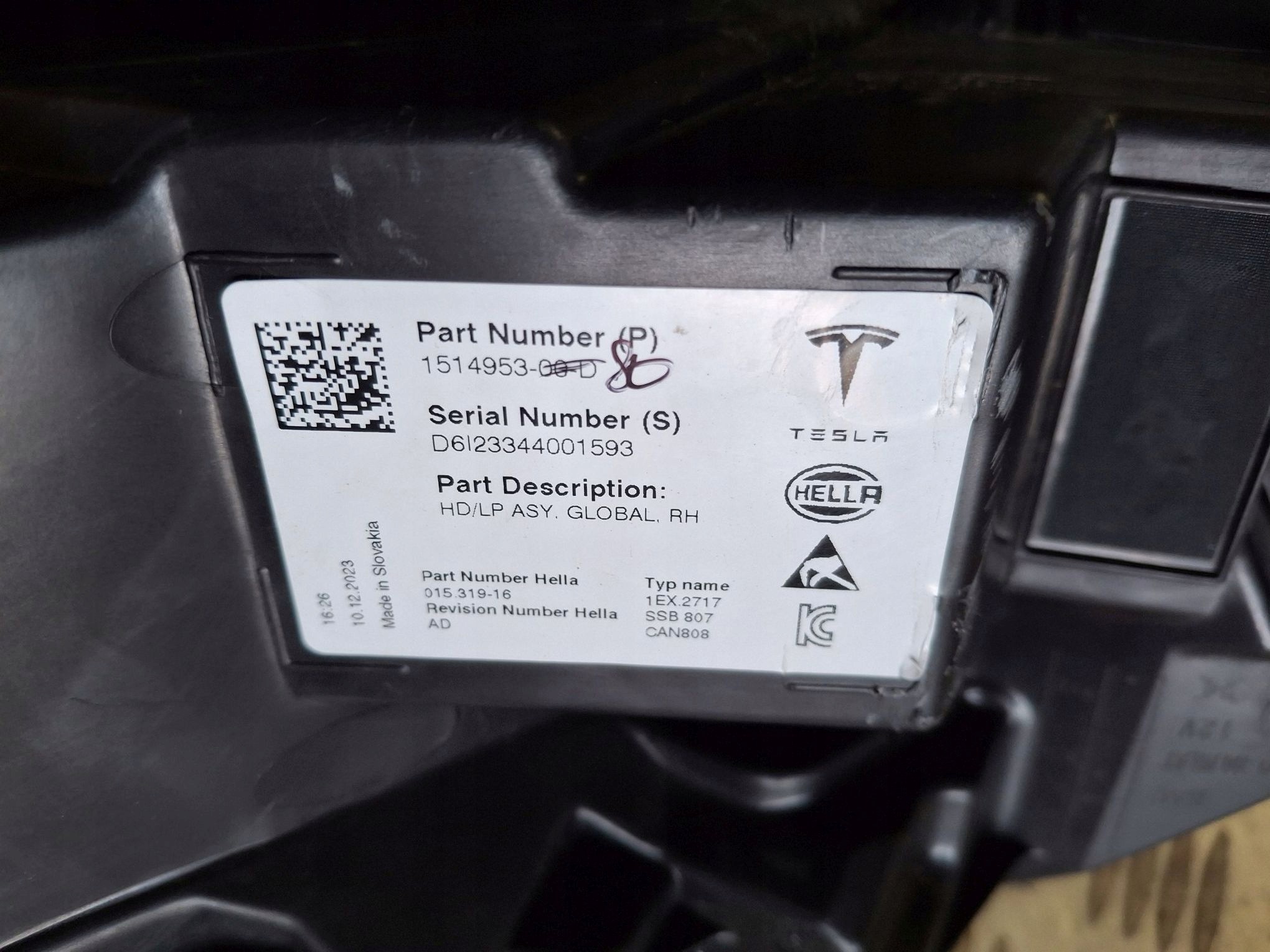 feu droit avant FULL LED TESLA 3 LIFT TESLA Y 2020R->