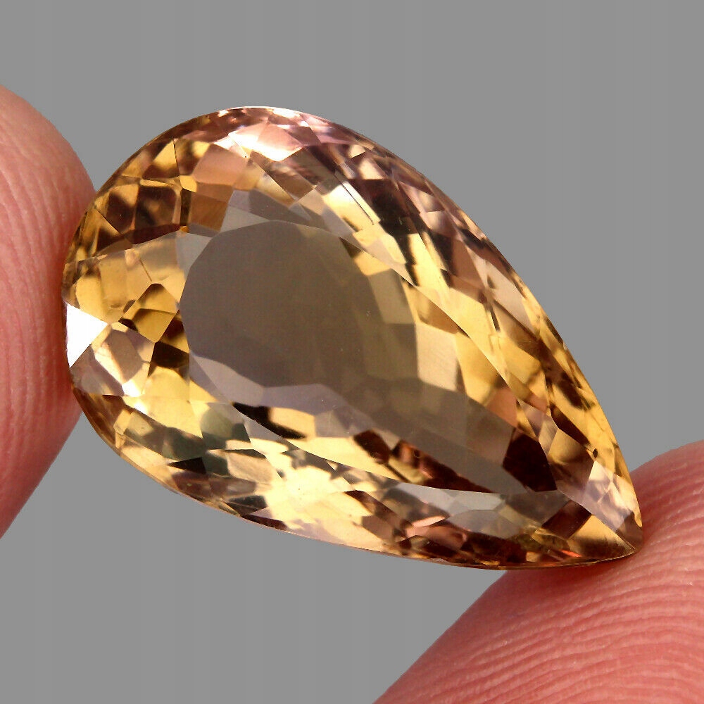 Přírodní kámen ametrin 17.25ct Vvs dvoubarevný