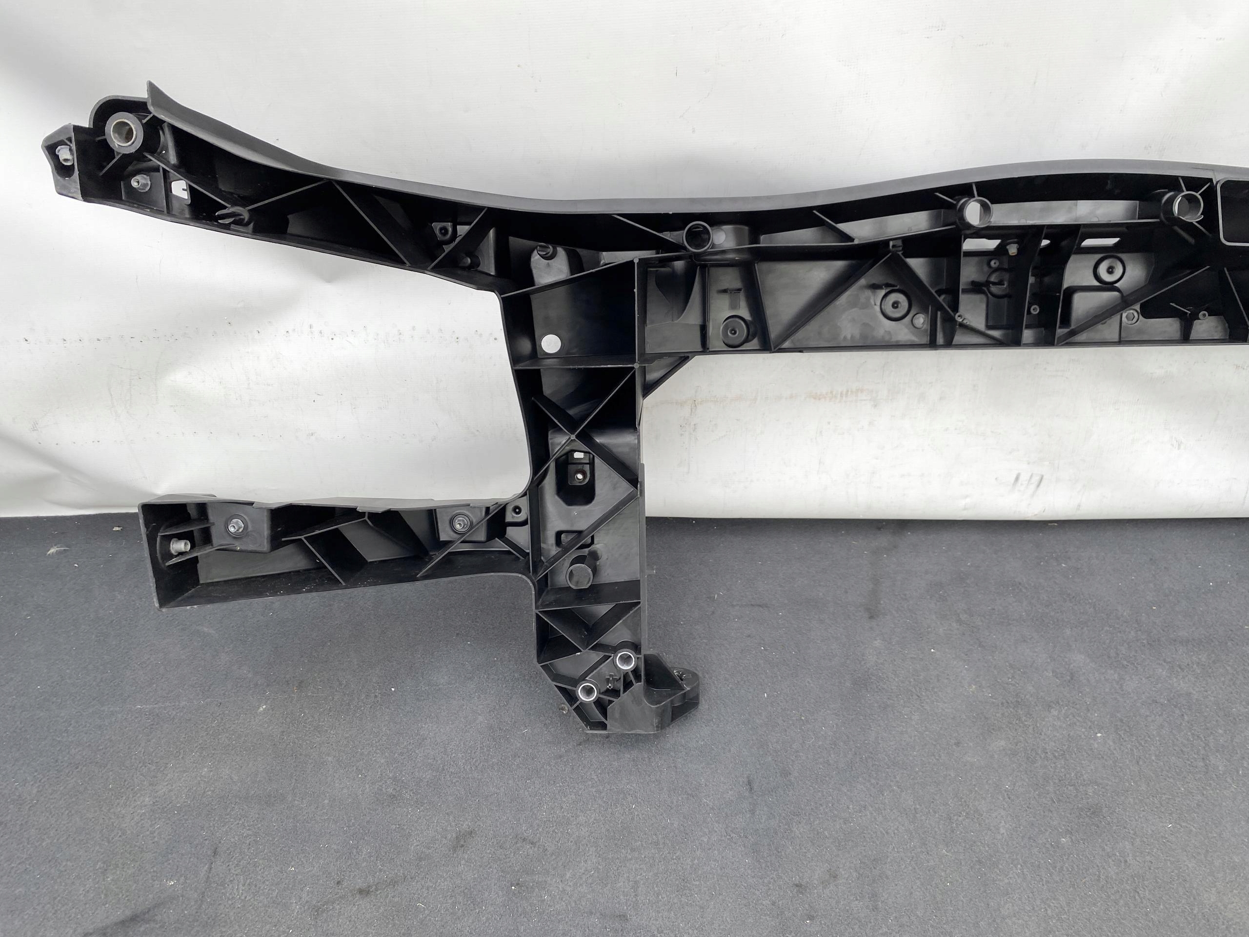 SPRINTER 907 2.2 17- pillar iron support panel for radiators original A9078805600