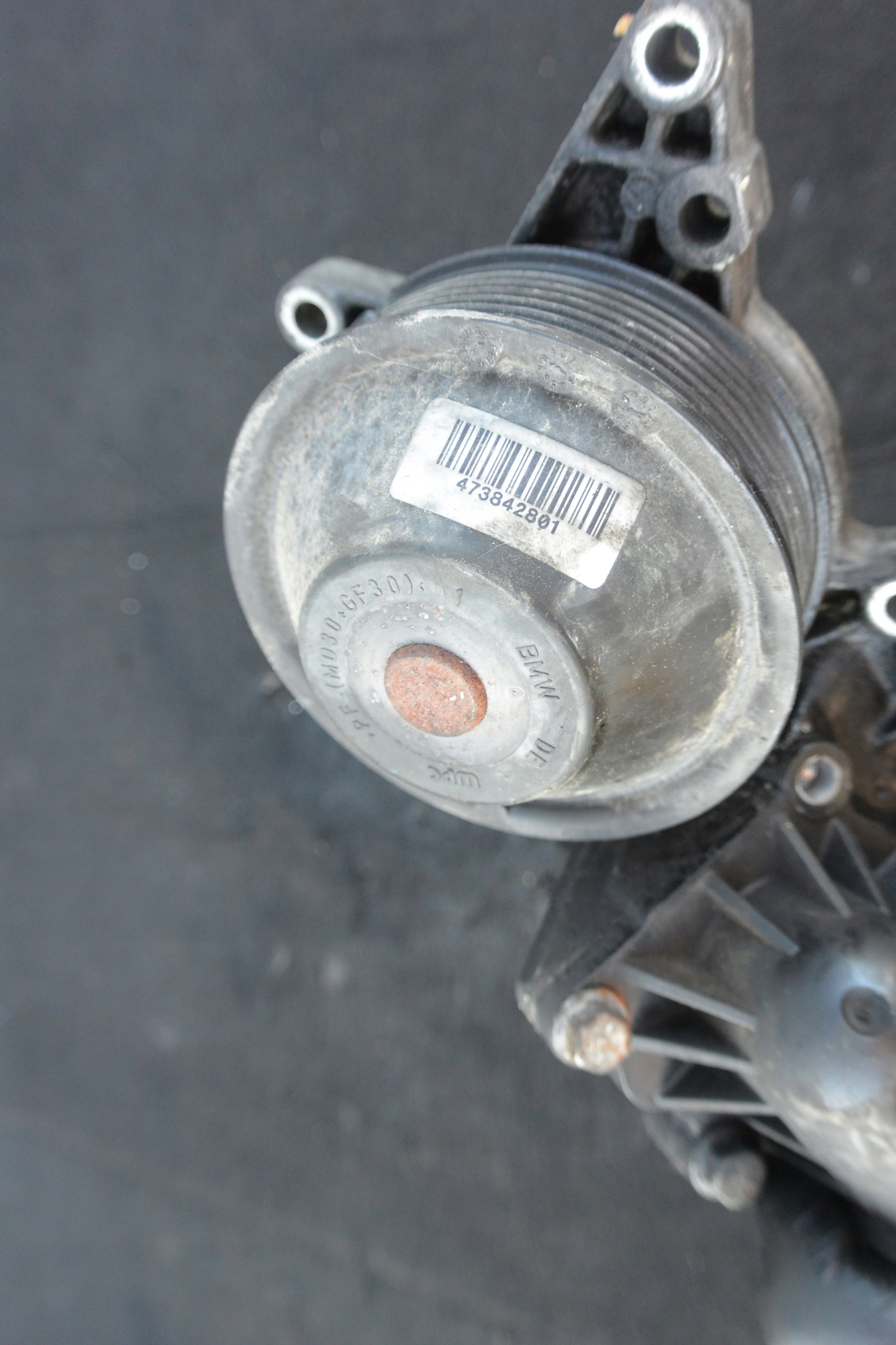 water pump N57 3.0D BMW E90 E91 E92 E87 E81 E82 E88 F10 F11 473842801