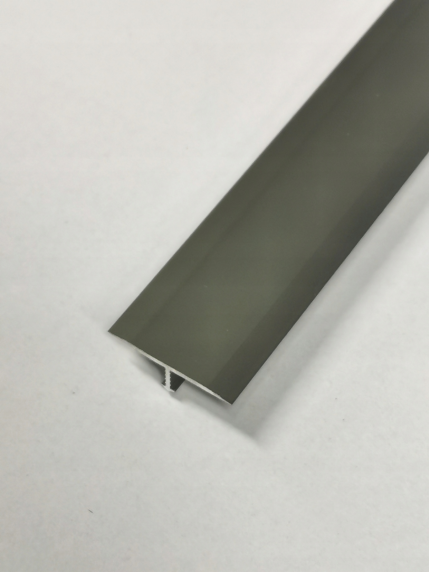 

Teownik Aluminiowy T26 Szampan ANODA/125 CM