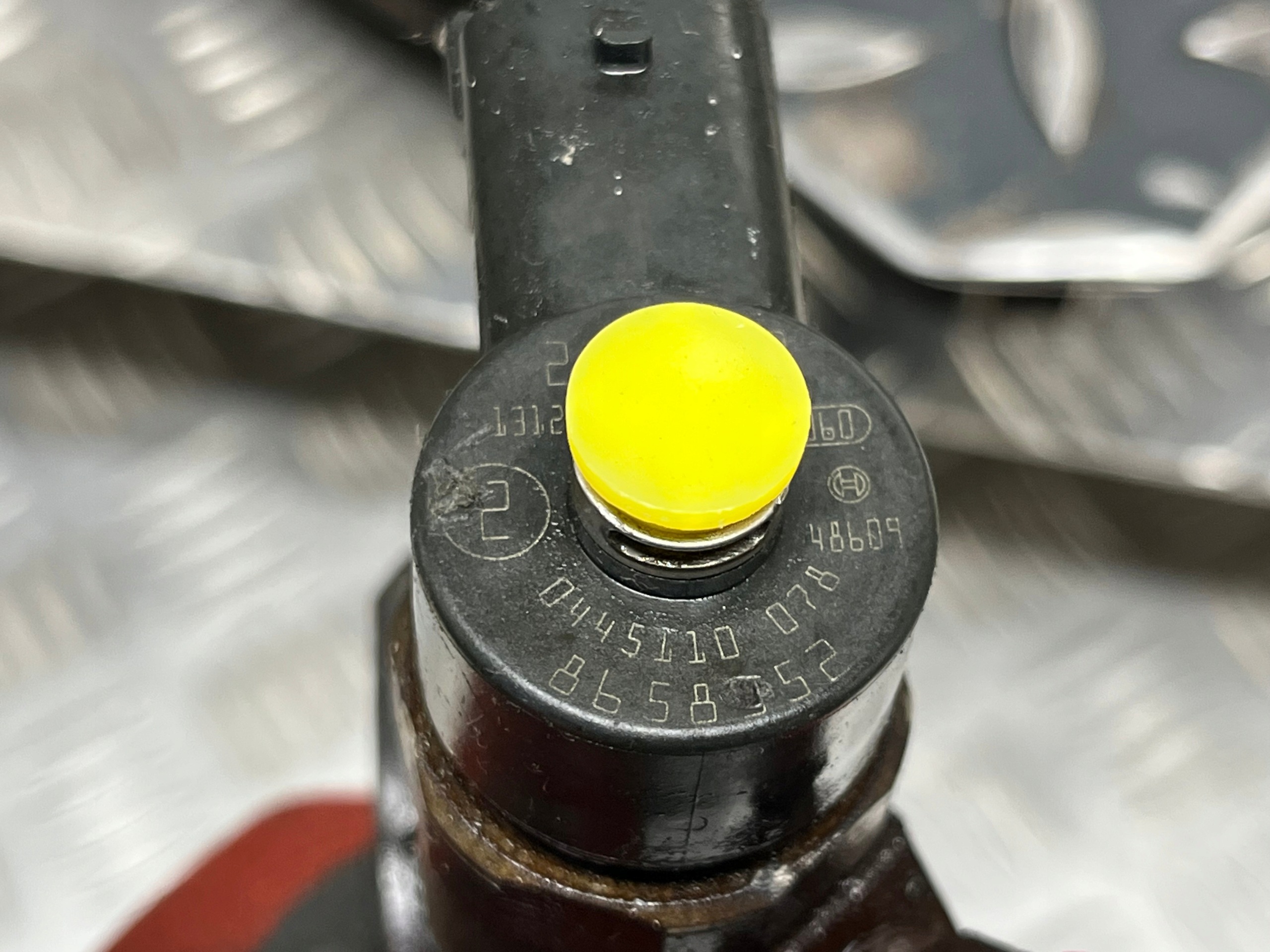 nozzle injector VOLVO XC90 0445110078