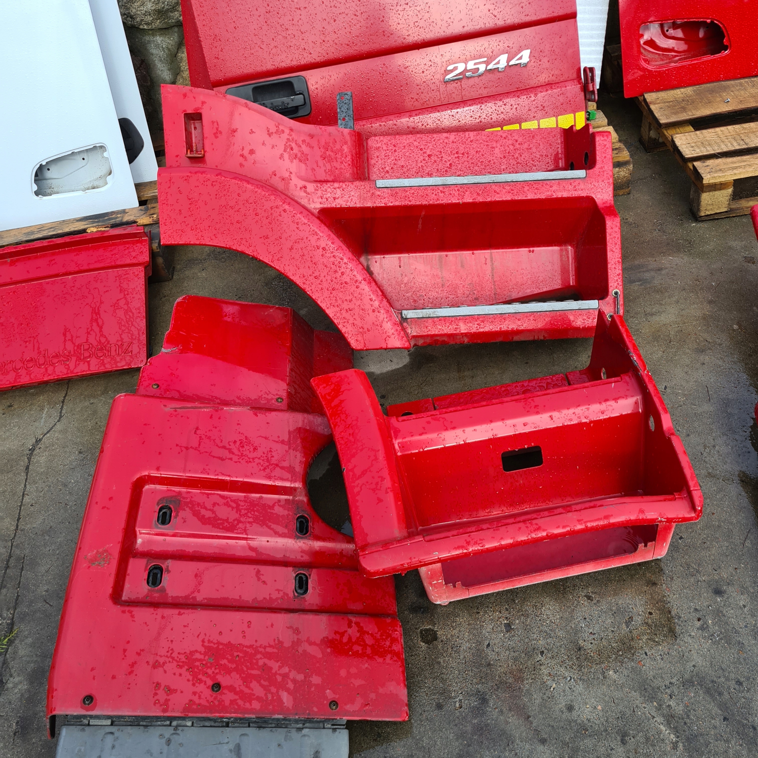 9436664301 - ГРАДУС ШАГ РАСШИРЕНИЕ ДВЕРИ ACTROS MP 3