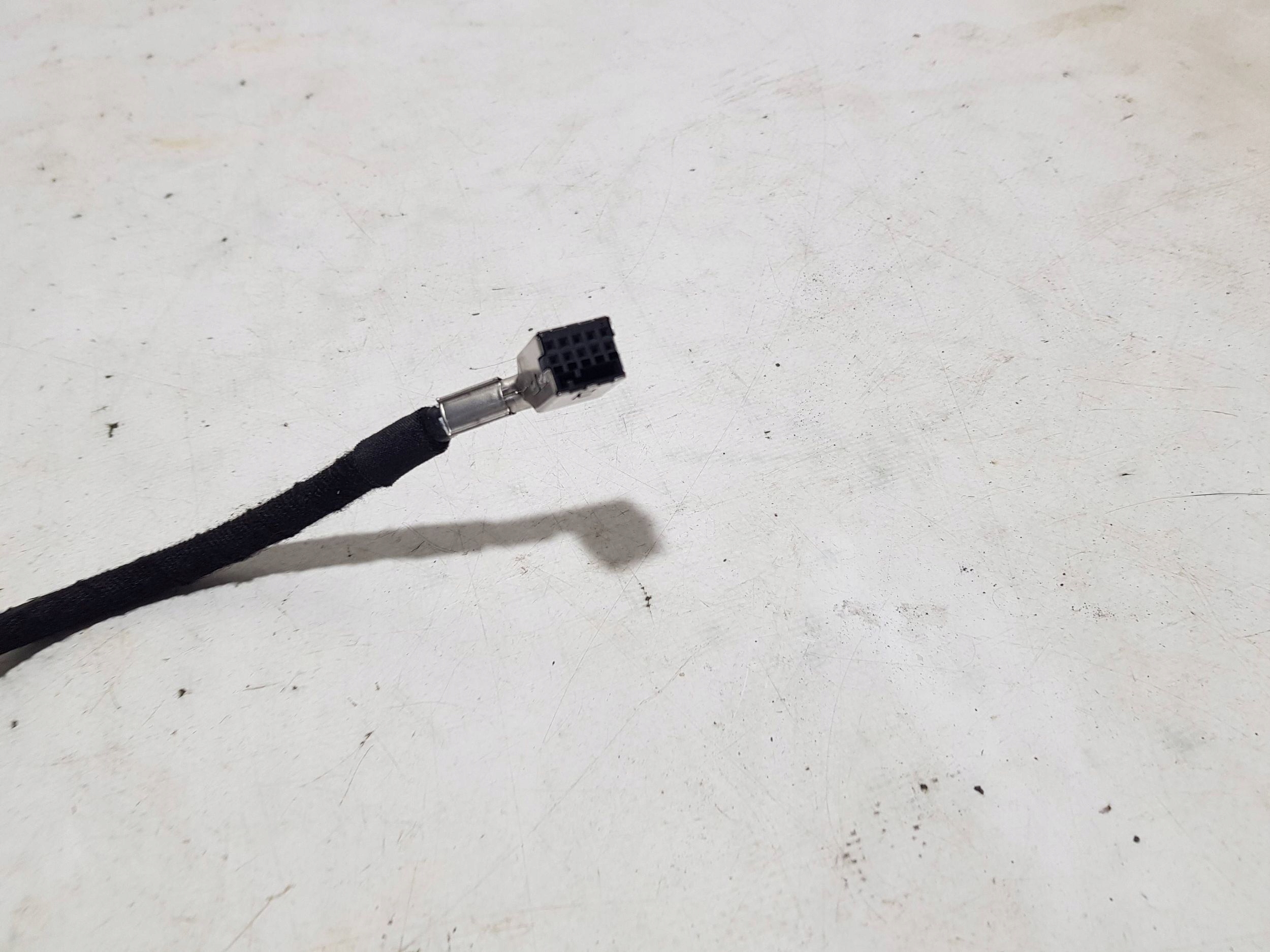 bundle zmieniarki CD kabel Mercedes C W204 2044409732