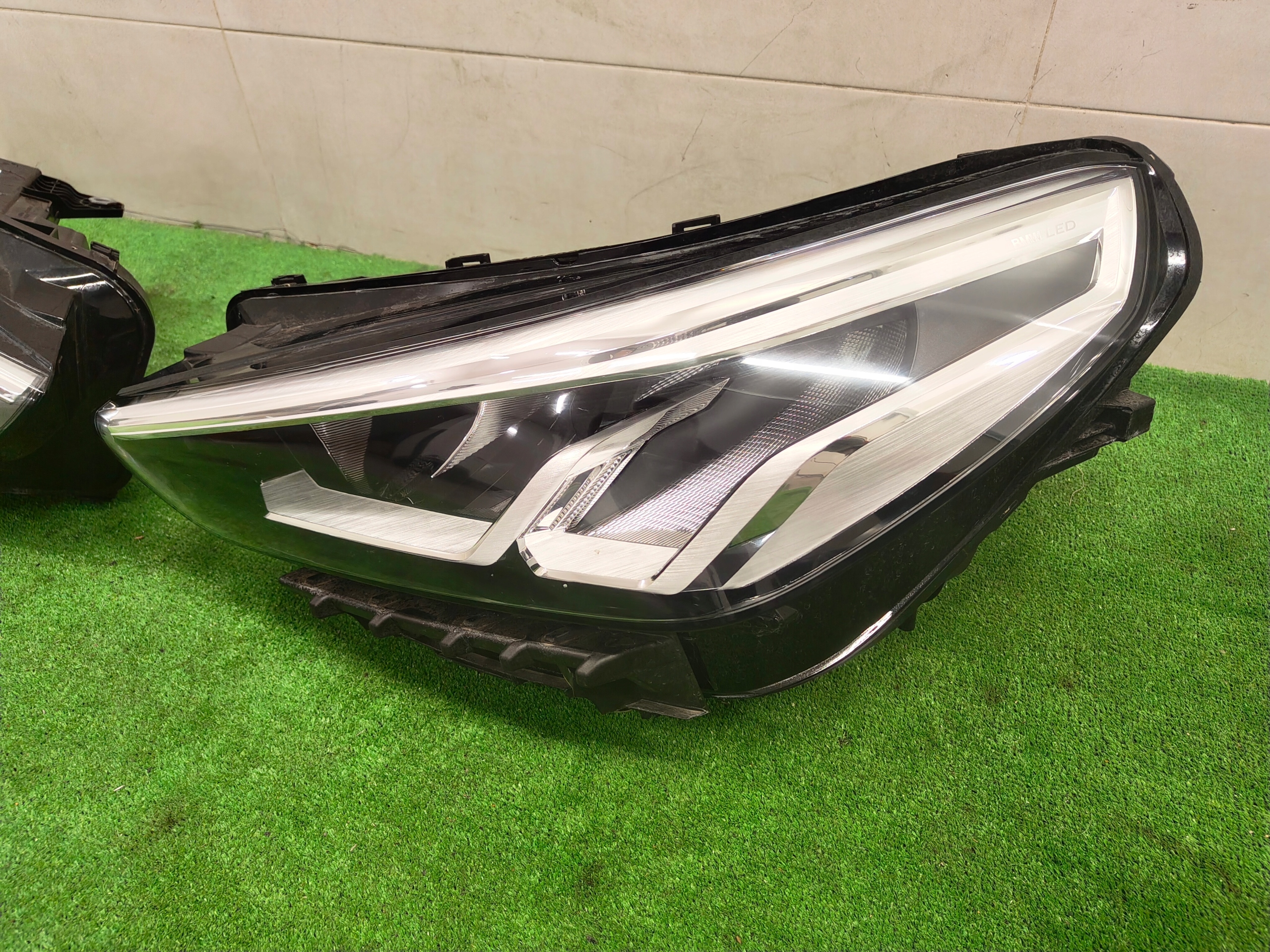 BMW X1 U11 light front FULL LED EU right left 5A9A221 5A9A222