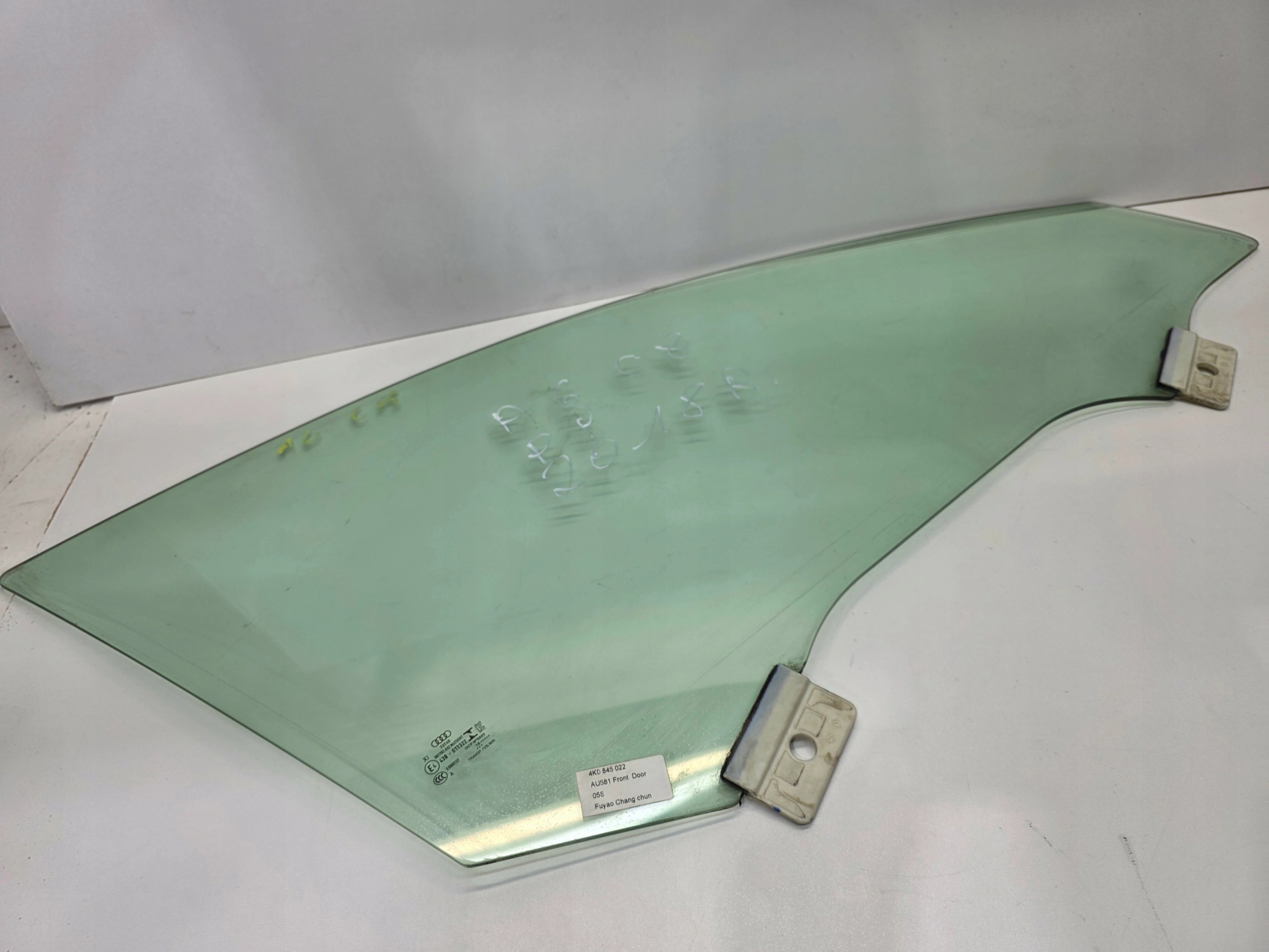 window side door right front AUDI A6 C8 AVANT 4K0845022 2018 ROK