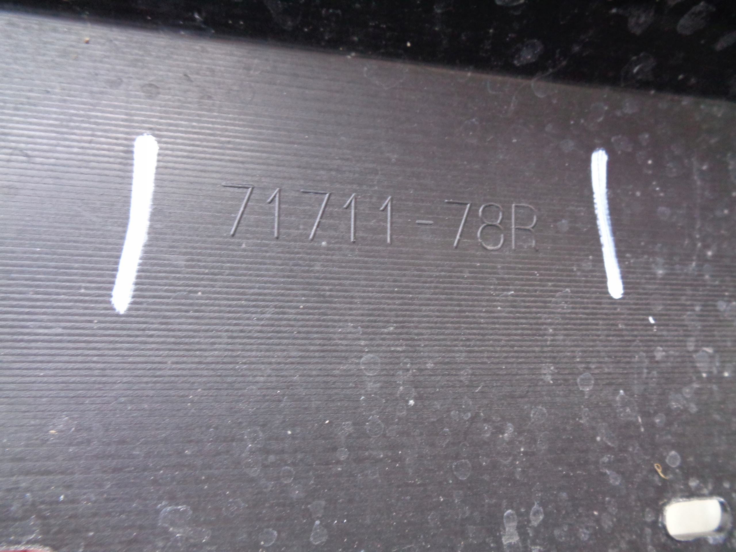 FRONTSTOSSSTANGE SUZUKI JIMNY 18- NR 37452