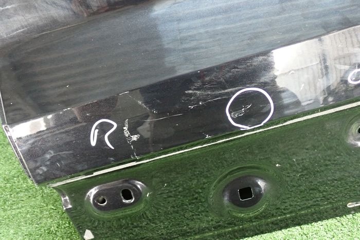SKODA KAROQ ATECA 16- door left rear. rear part