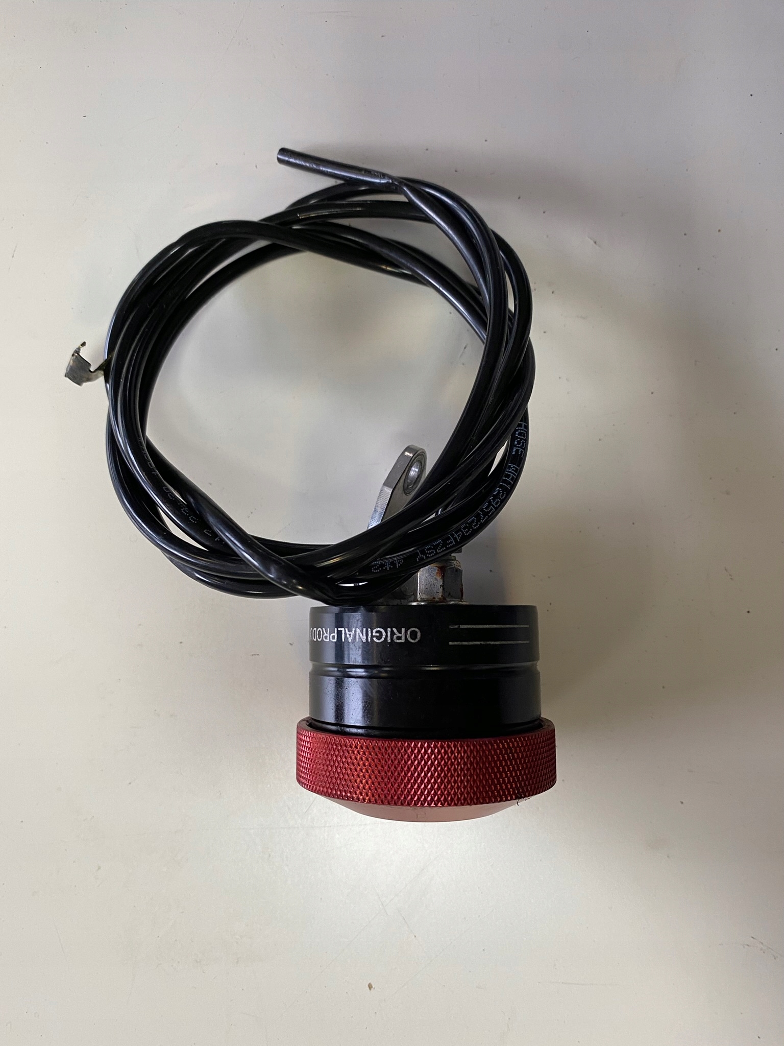 DUCATI DIAVEL ZBIORNICZEK PŁYNU HAMULCOWEGO 585400151A