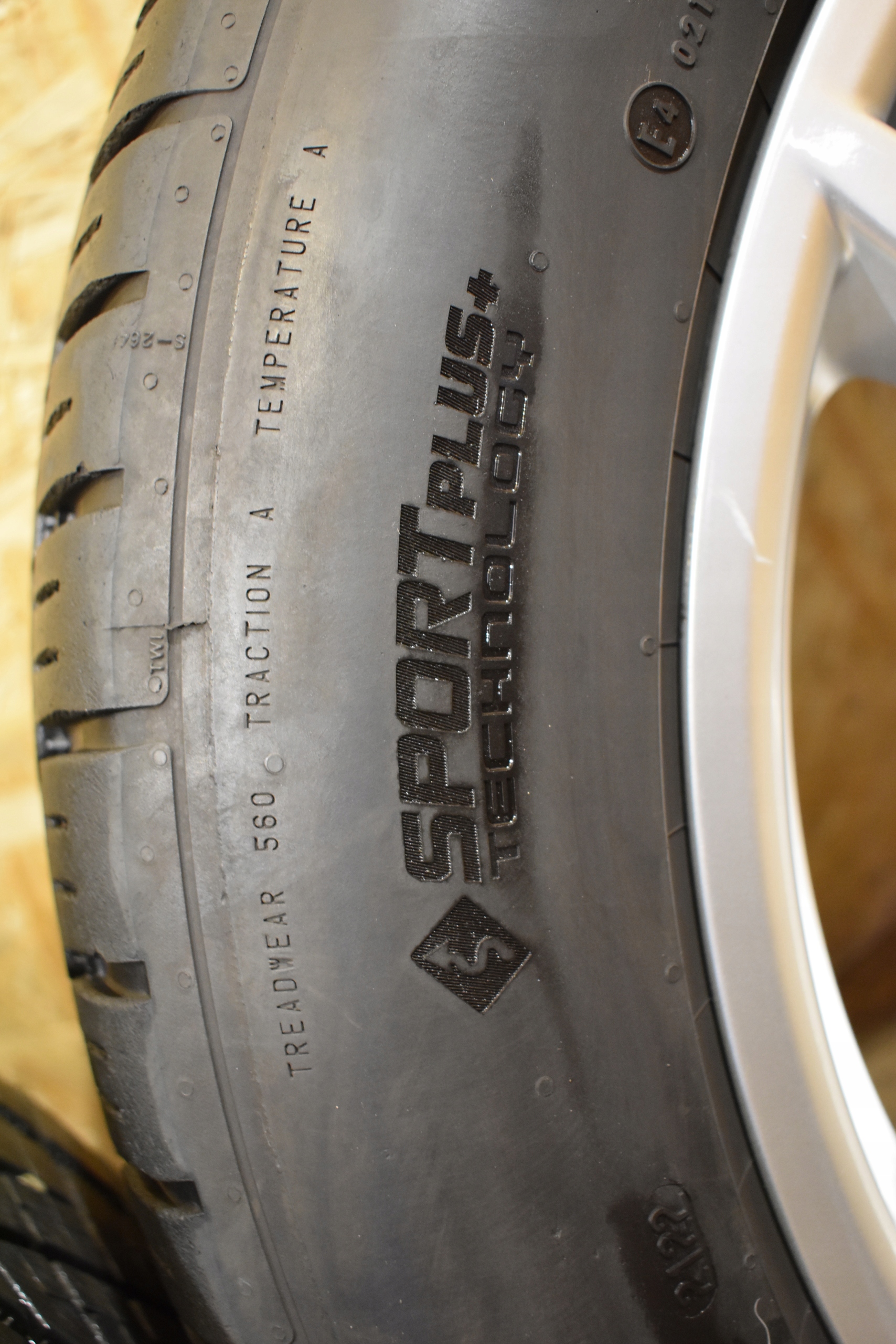 wheels KPL. 19" PORSCHE MACAN 235/55/19 255/50/19 22r. 1