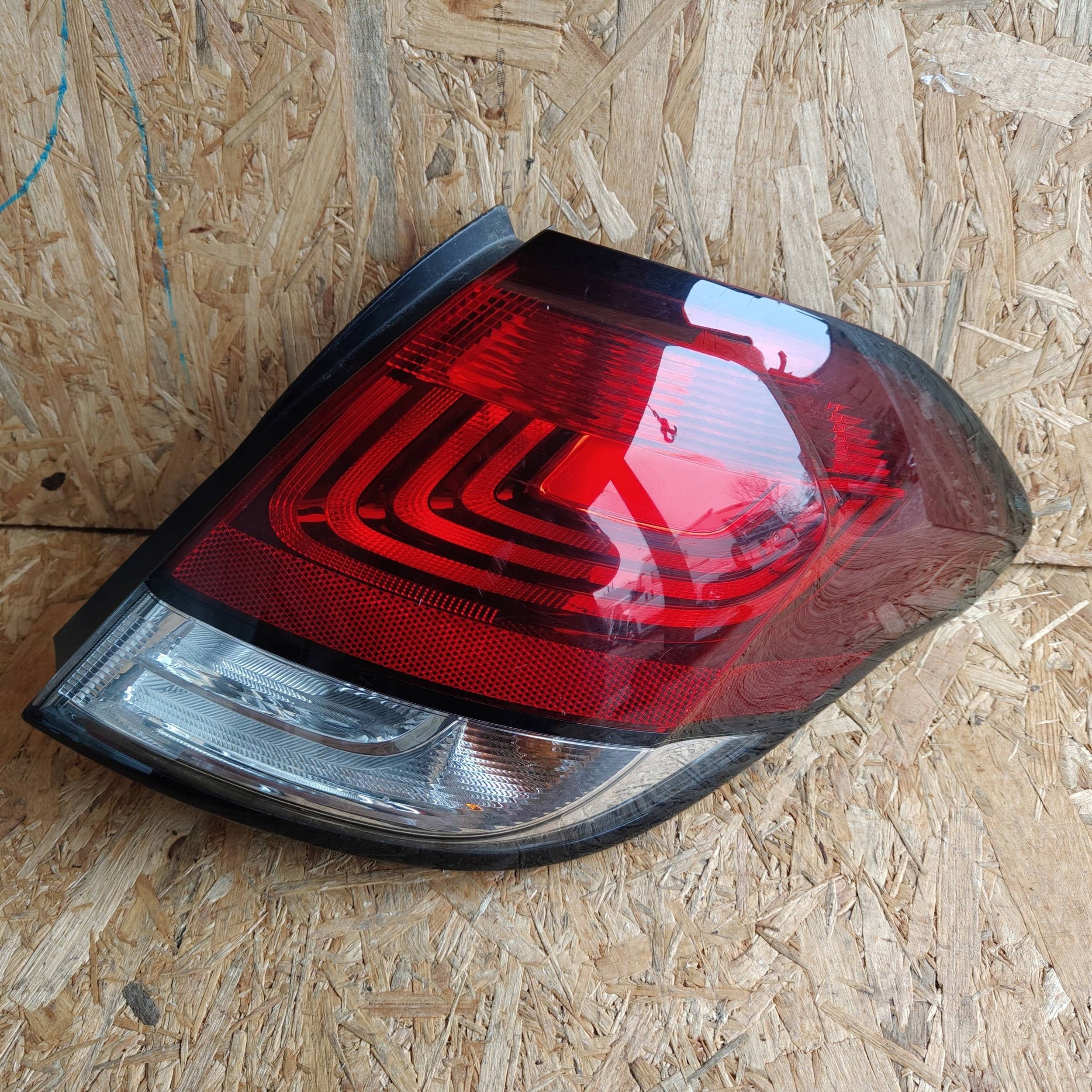 light rear rear part side right Citroen C4 II 9808624380