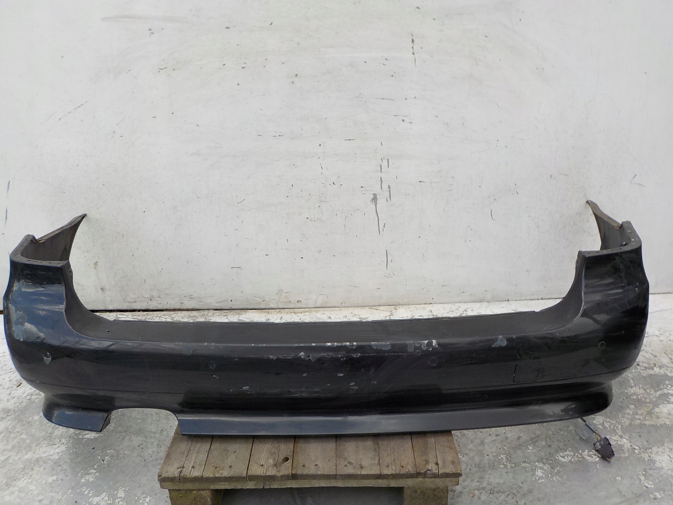 841 BMW 5 E61 KOMBI LIFT bumper rear part rear PDC
