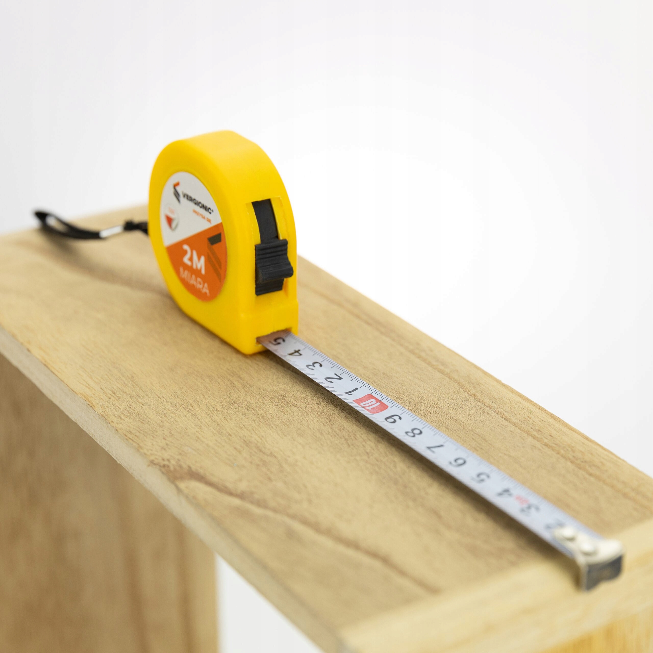 ZESTAW NARZĘDZIOWY MIARKA ŚRUBOKRĘT NOŻYK NÓŻ DO TAPET OSTRZE ZAPAS Liczba elementów w zestawie 6