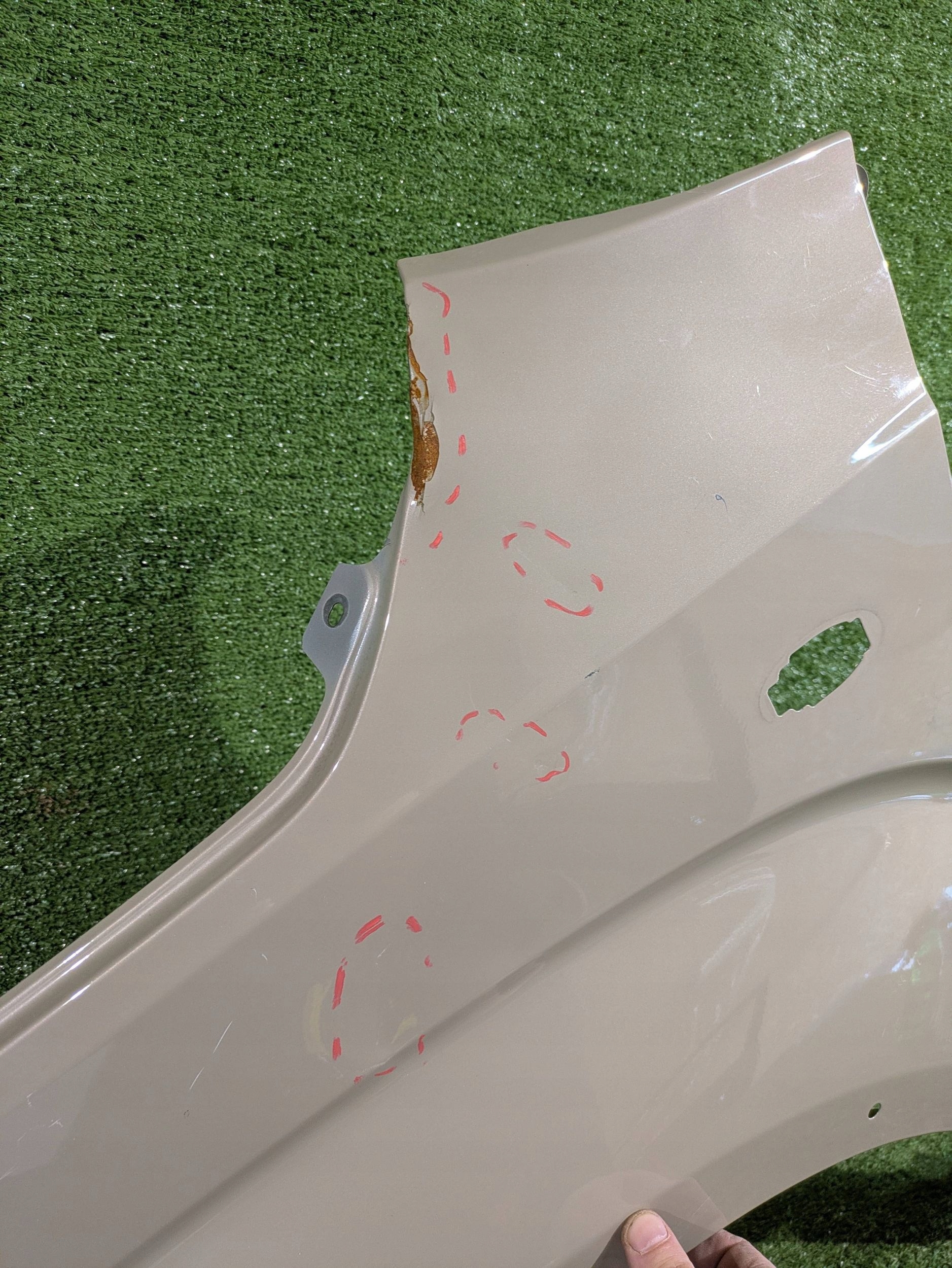 fender front left front SUZUKI IGNIS III 17- NR.431