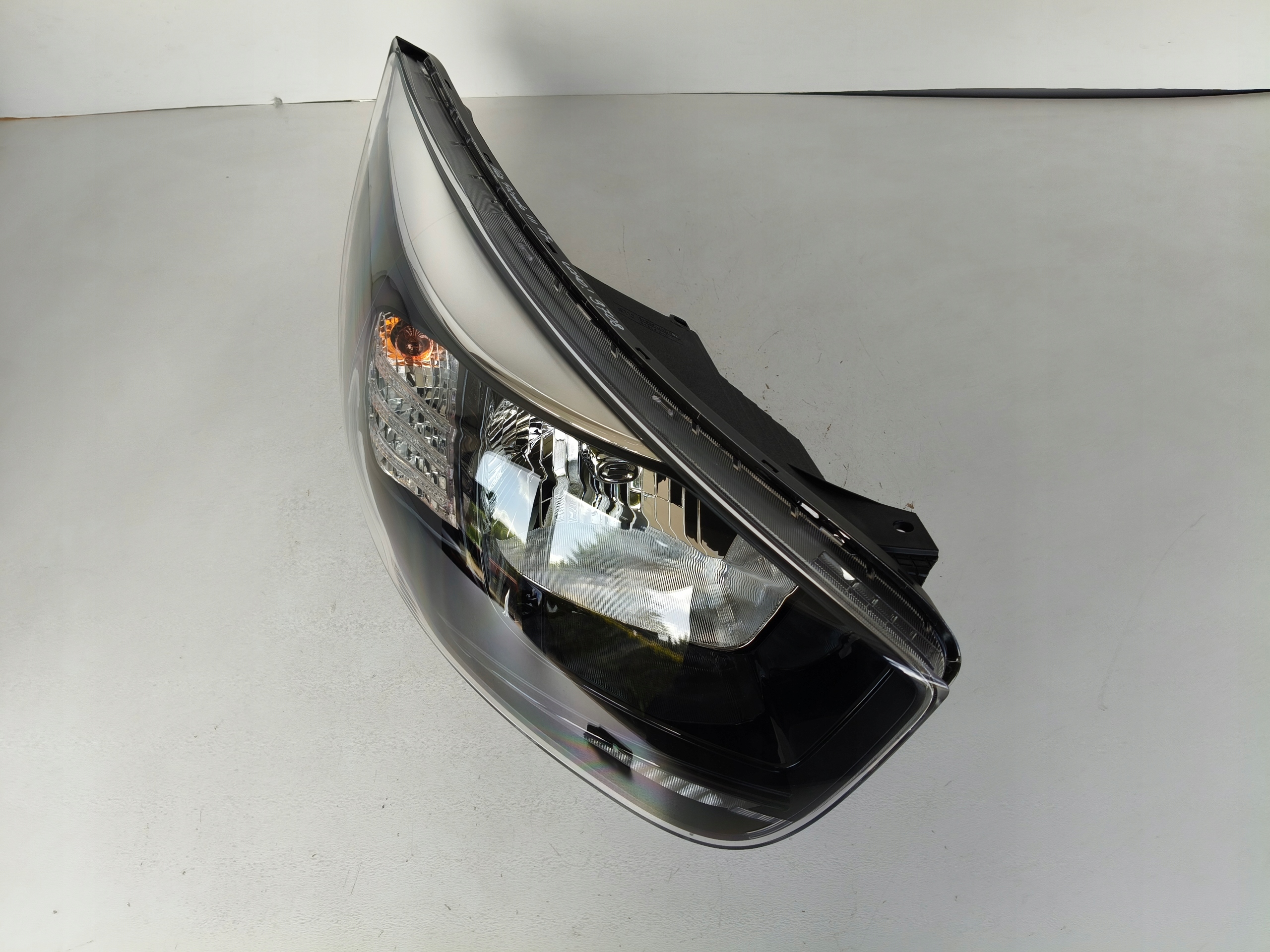 light right REFLEKTOR KIA PICANTO III 17