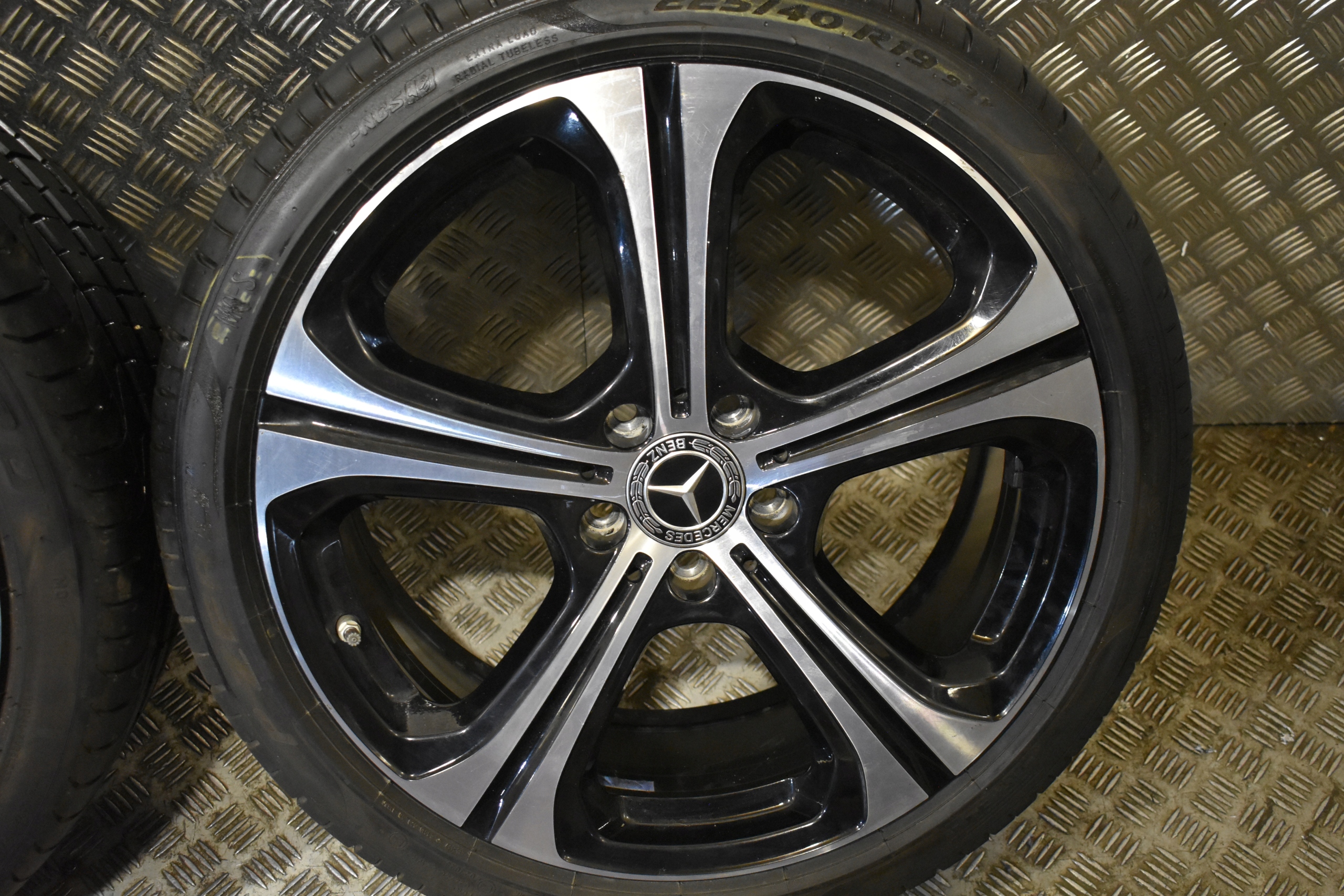 IDEALNE wheels 19" MERCEDES W206 MO 1