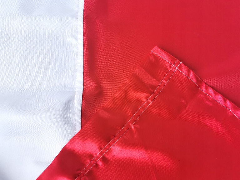 FLAGA POLSKI 150x92 na drzewiec ATŁAS Rodzaj flaga