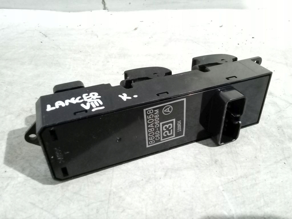 Mitsubishi Lancer VIII 8 panel window control switch 8608A058