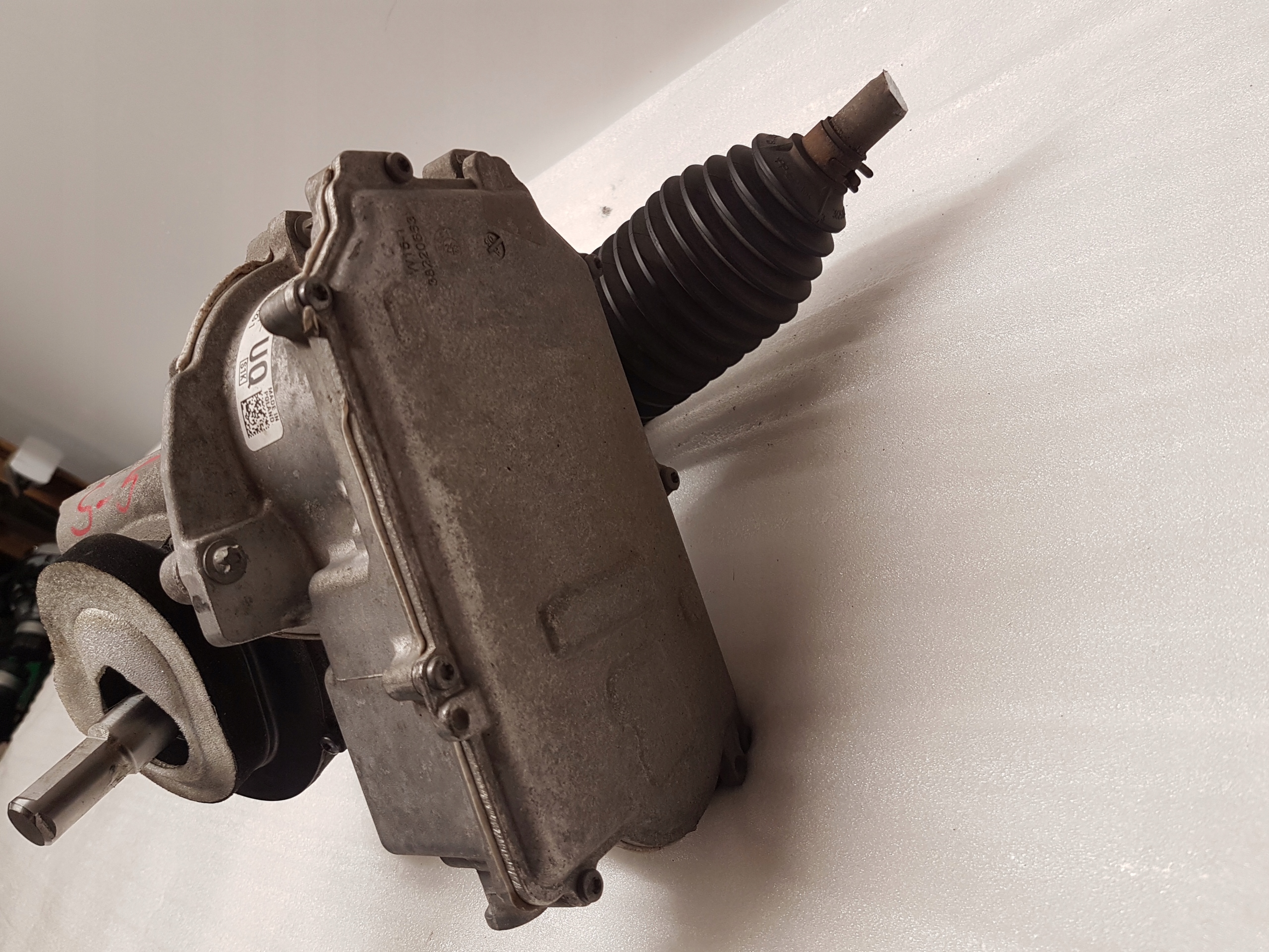 Boîter direction Boîter direction BMW F40 F44 5A5B006