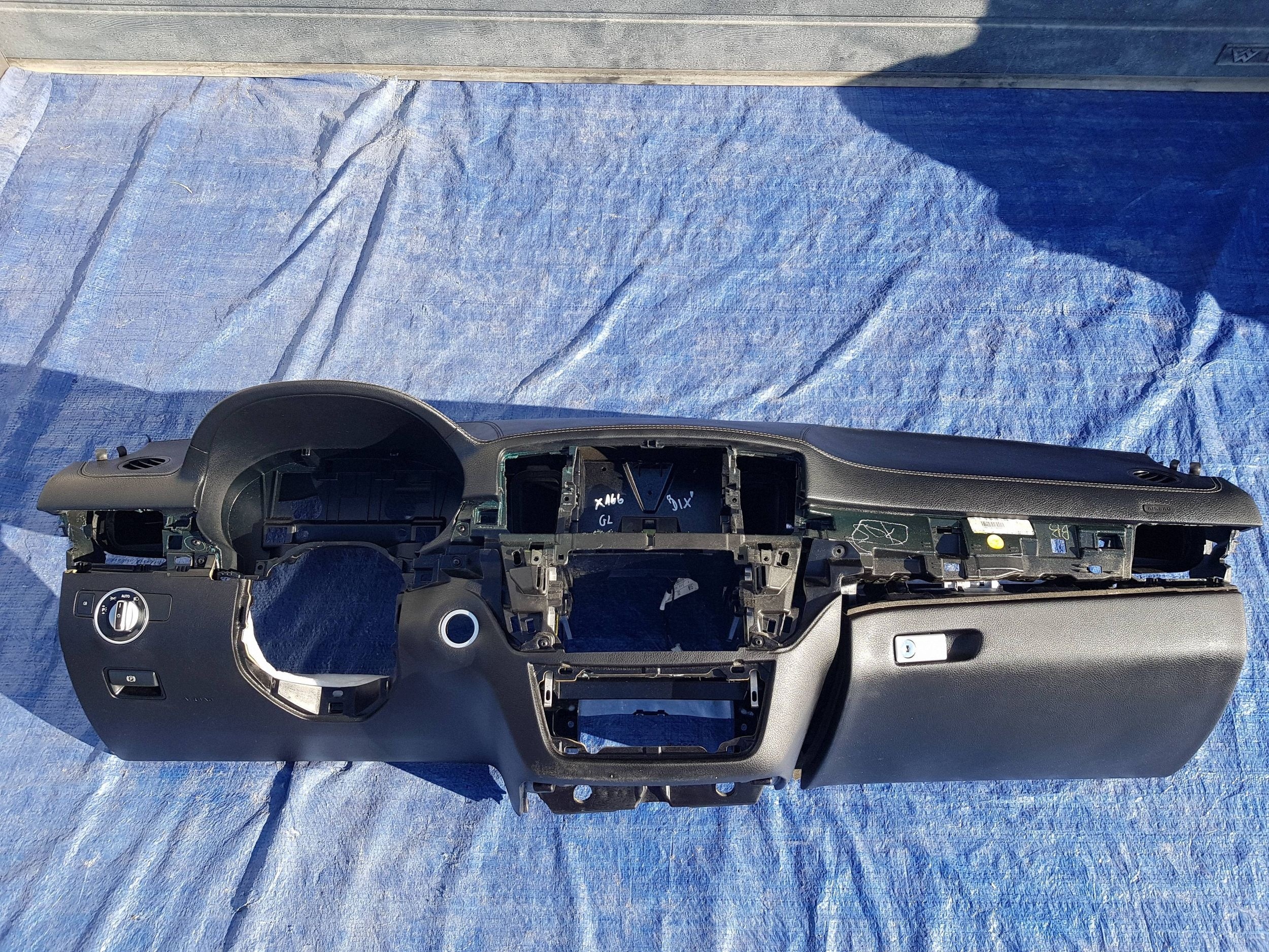 dashboard instrument panel cockpit Mercedes GL X166 leather leather EUROPA EU