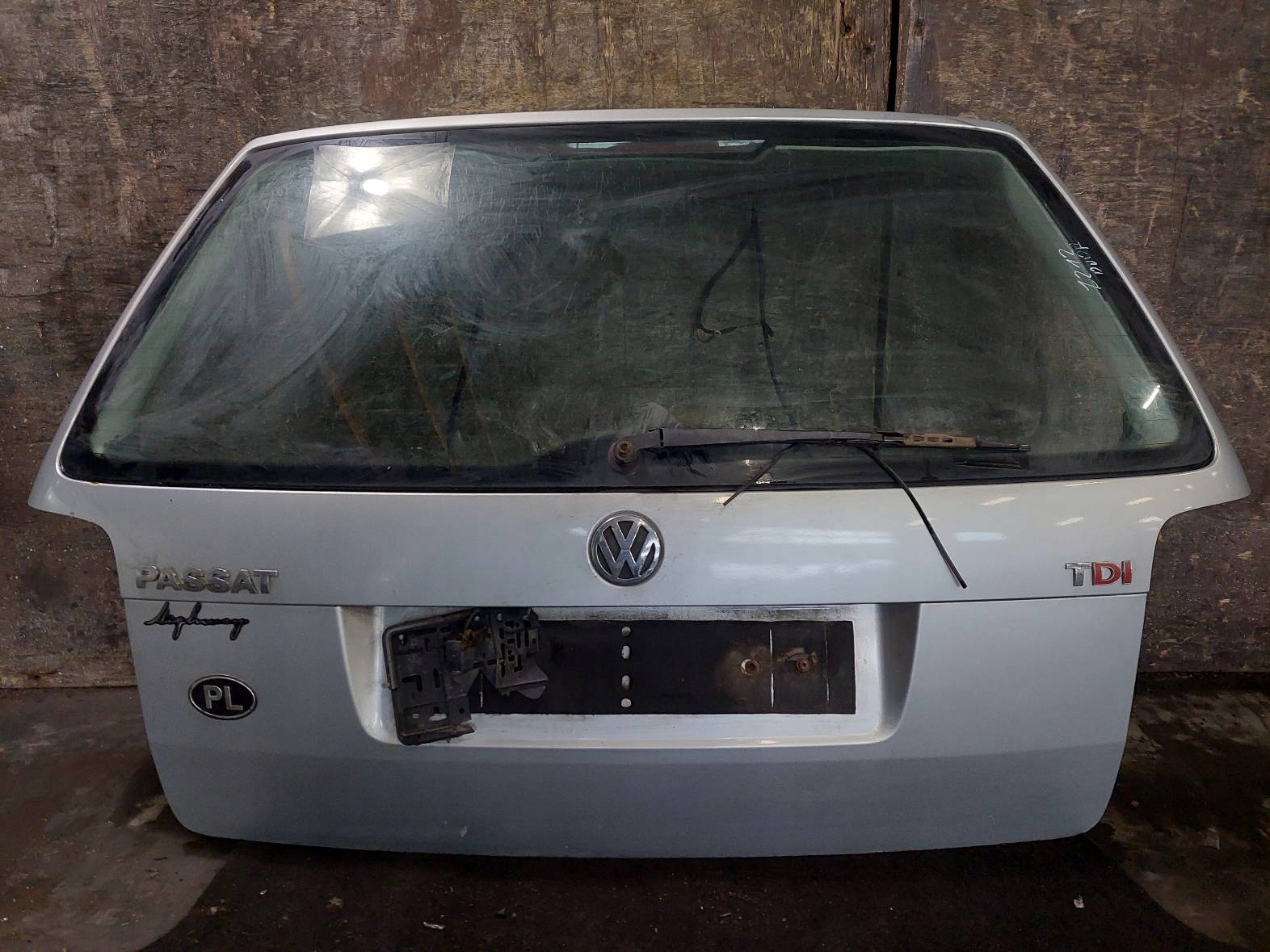 trunk door boot + bumper rear part VOLKSWAGEN PASSAT B5 FL LA7W